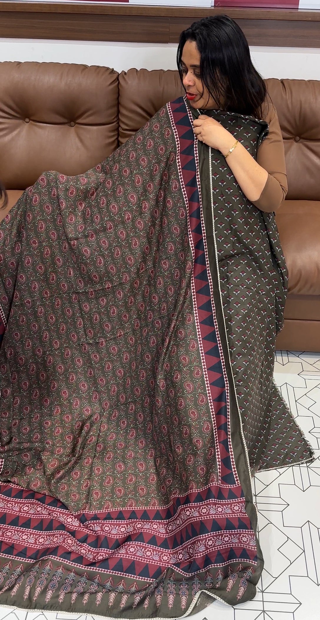 PRINTED MUSLIN UNSTITCHED SALWAR SUITS - IHA 22904