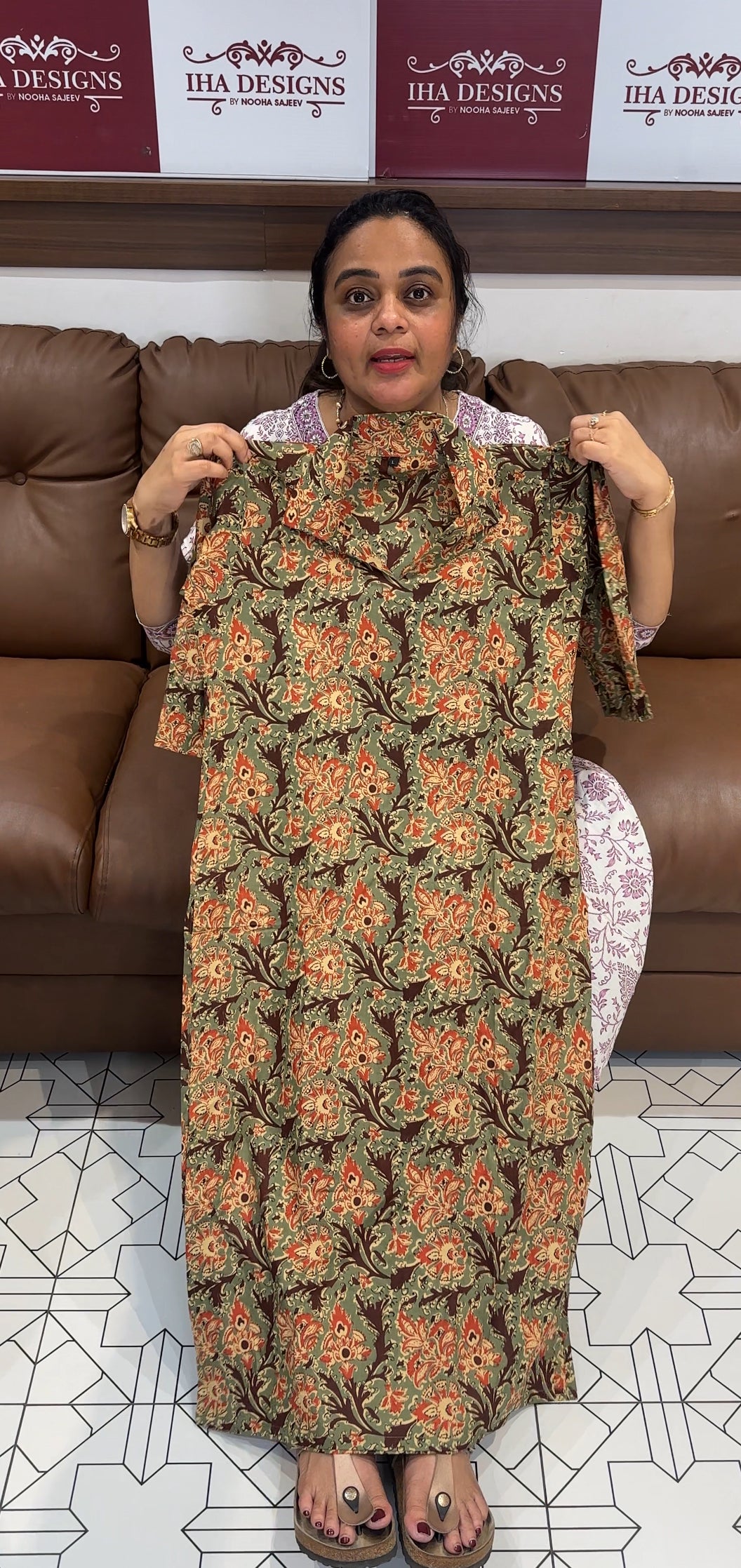 PRINTED COTTON TOPS - IHA 26429