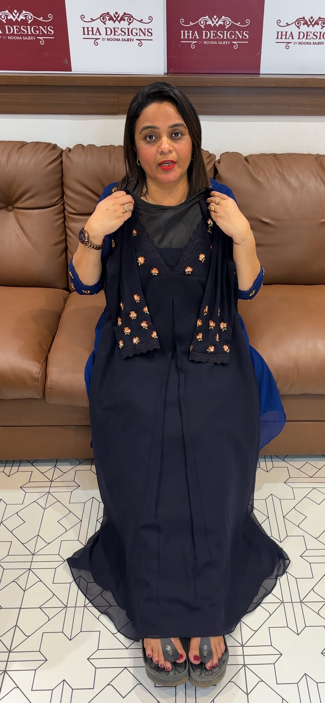 IHA'S IN-HOUSE DESIGNER ALINE TOPS - IHA 25417