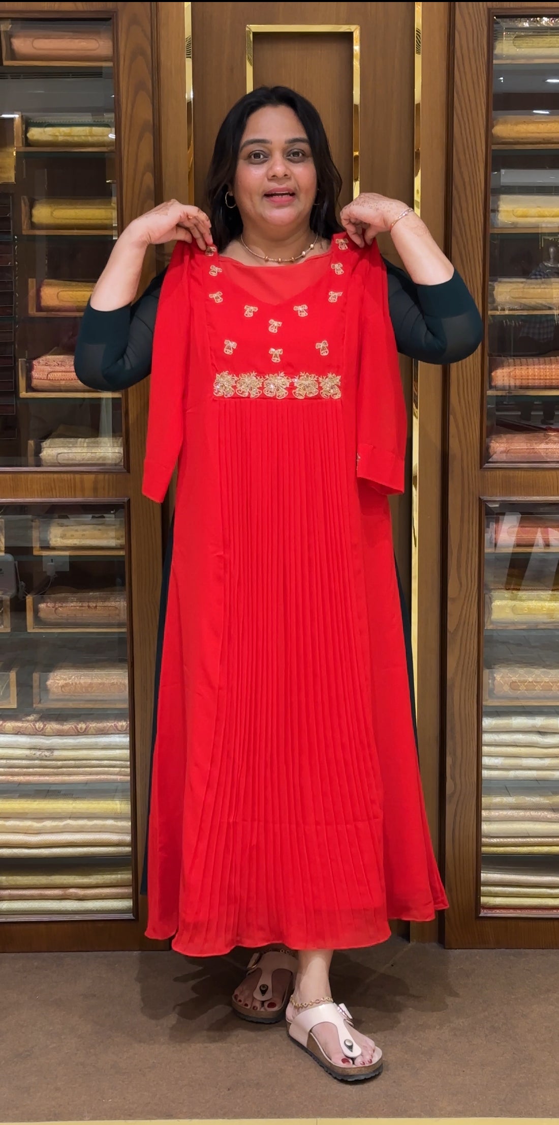 IHA'S IN-HOUSE HAND WORKED ALINE TOPS - IHA 27415