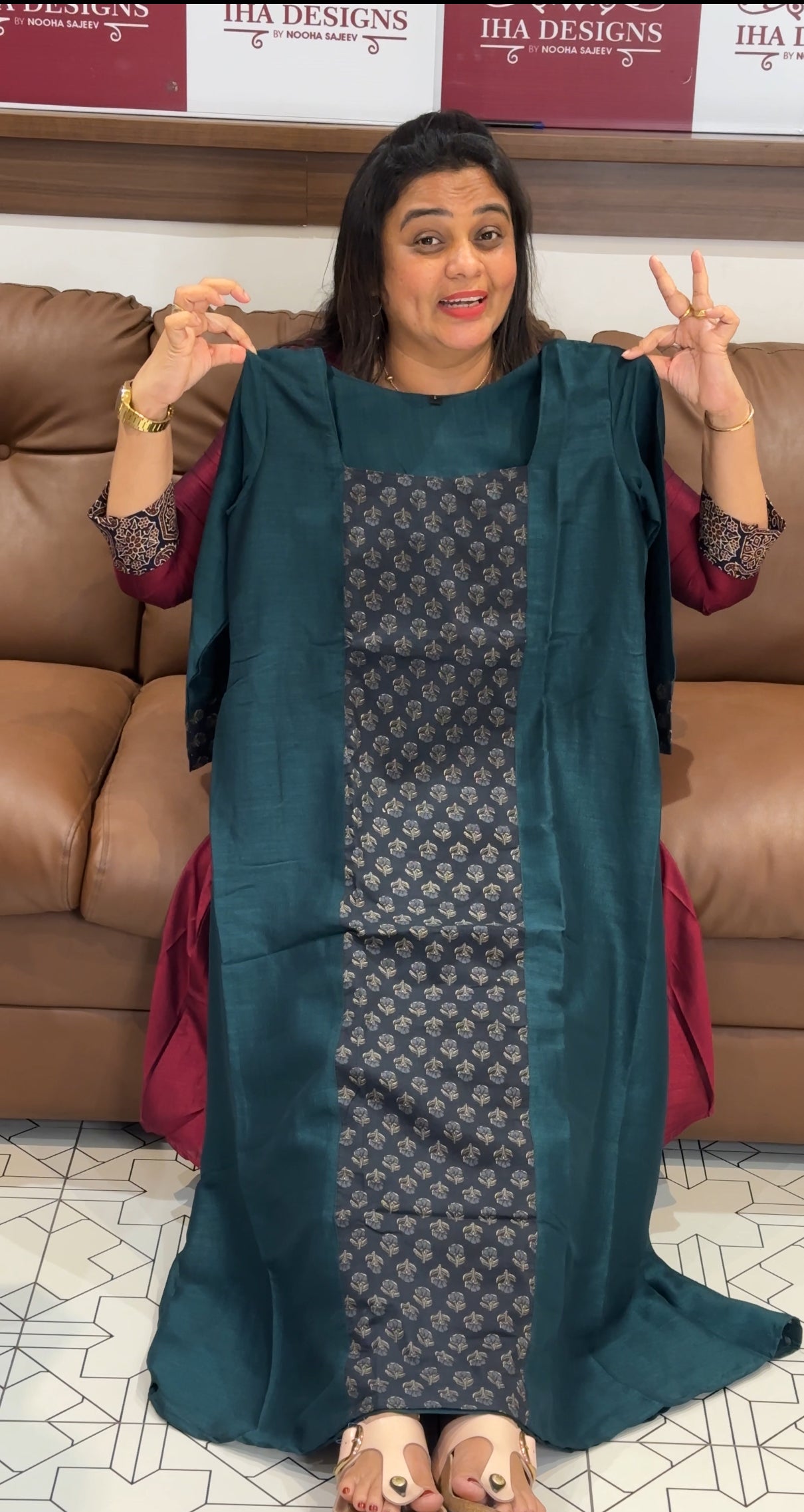 SEMI RAW SILK ALINE TOPS - IHA 27830