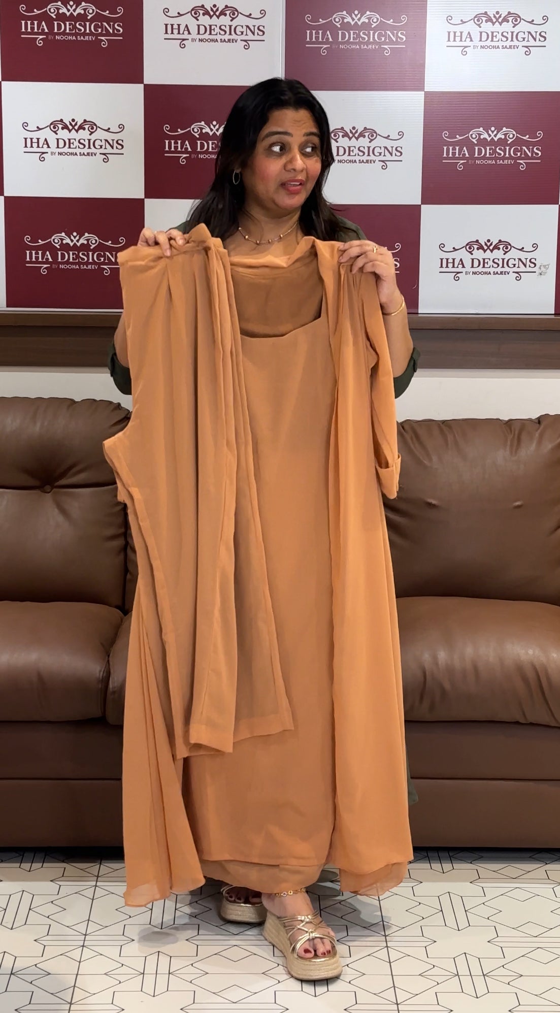 IHA'S IN-HOUSE TOP, BOTTOM AND JACKET - IHA 27326