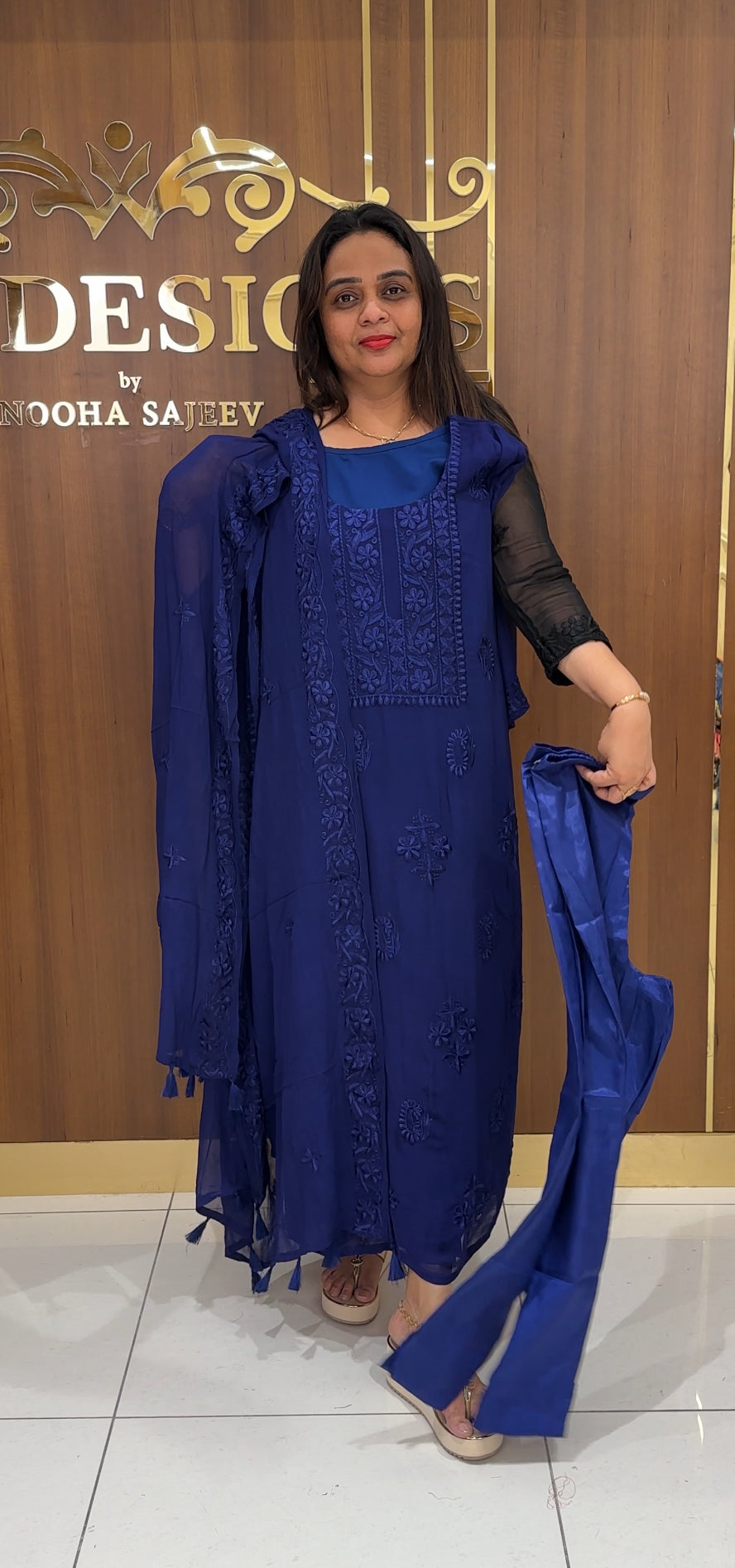 LUCKNOWI CHIKANKARI TOP,BOTTOM AND DUPATTA - IHA 23136