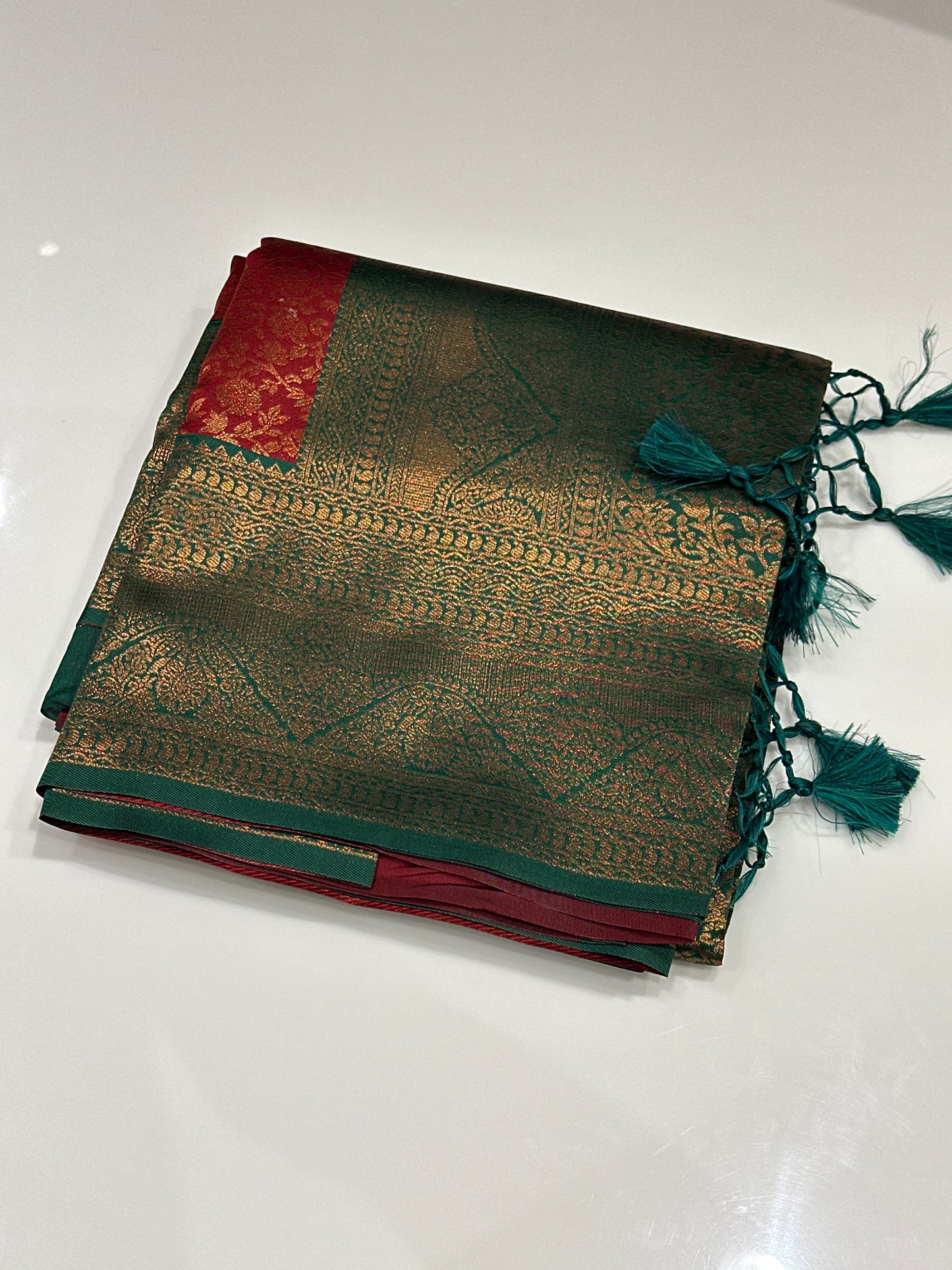OFFER SALES SAREES - IHA 27211