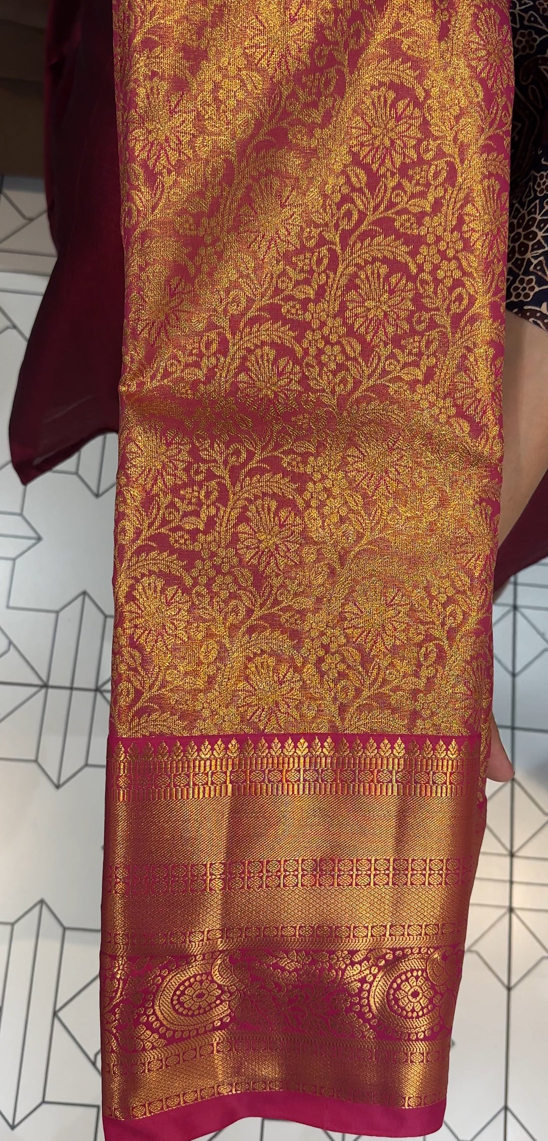 SEMI TISSUE KANCHIPURAM SILK SAREES - IHA 27831
