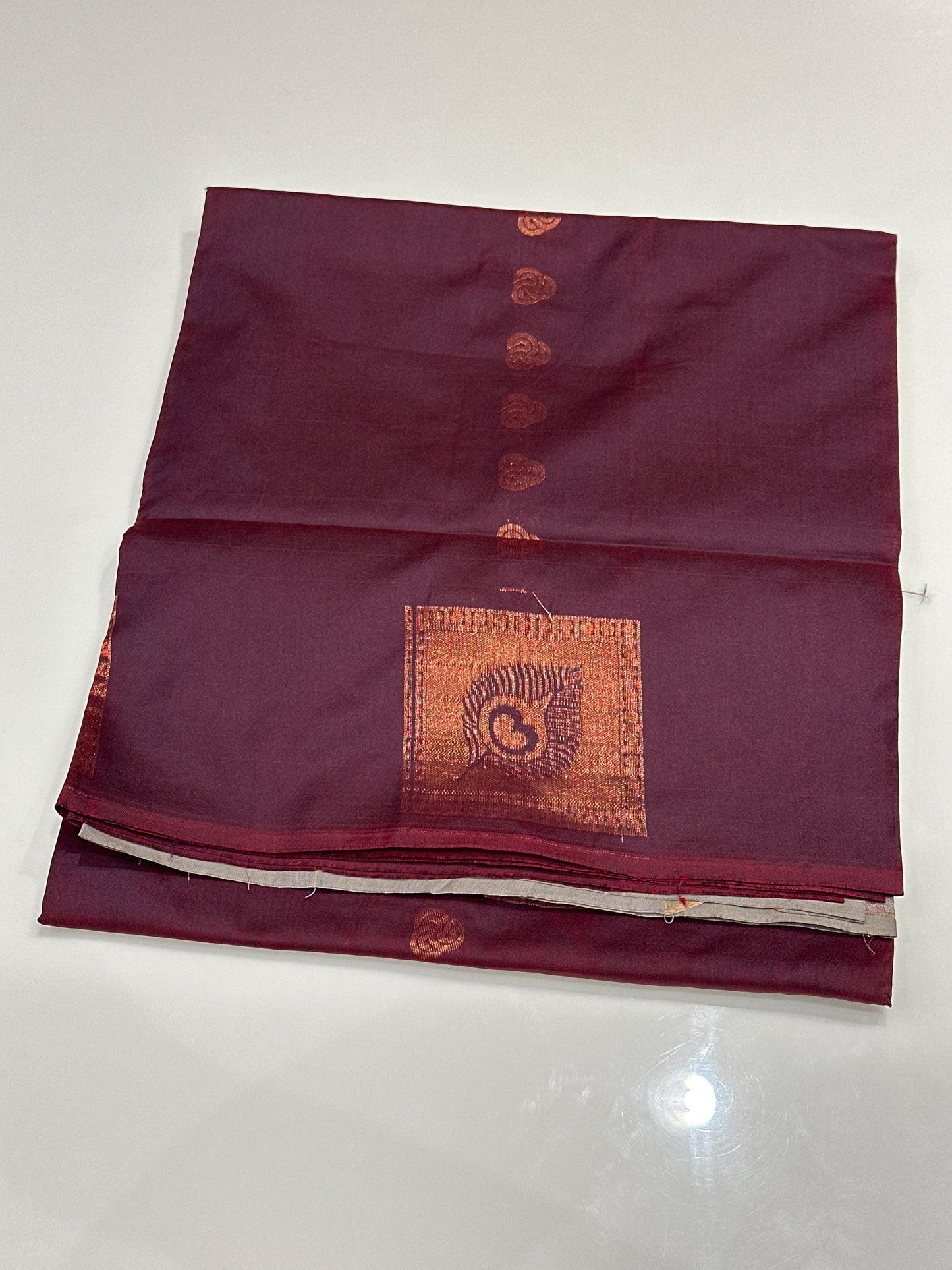 OFFER SALES SAREES - IHA 27211