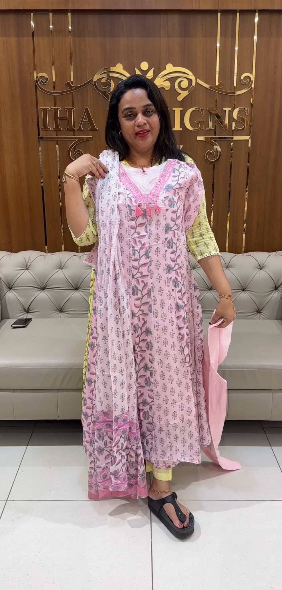 MUL COTTON TOP,BOTTOM AND DUPATTA - IHA 25162
