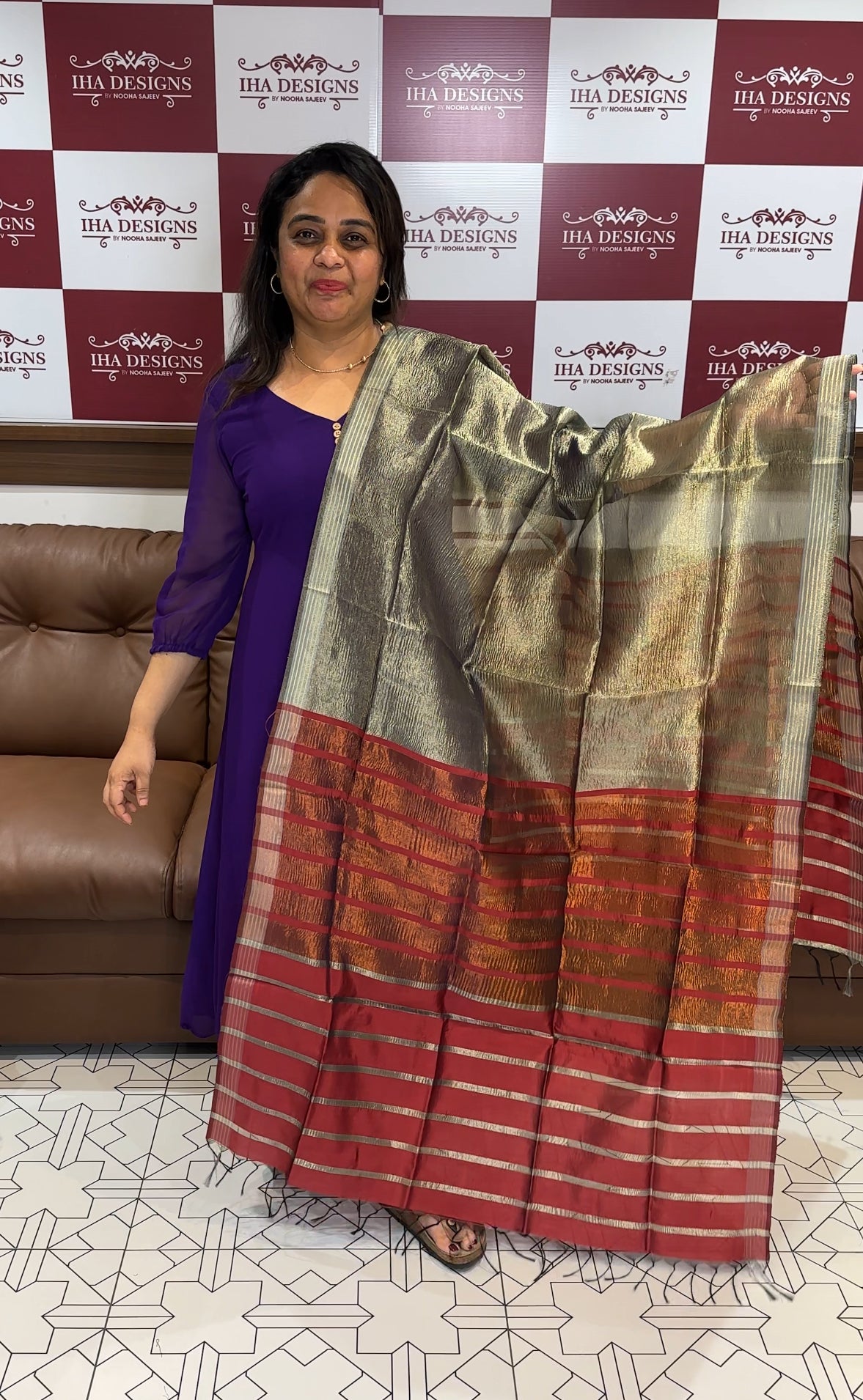 CRUSHED BANARASI DUPATTA - IHA 26229
