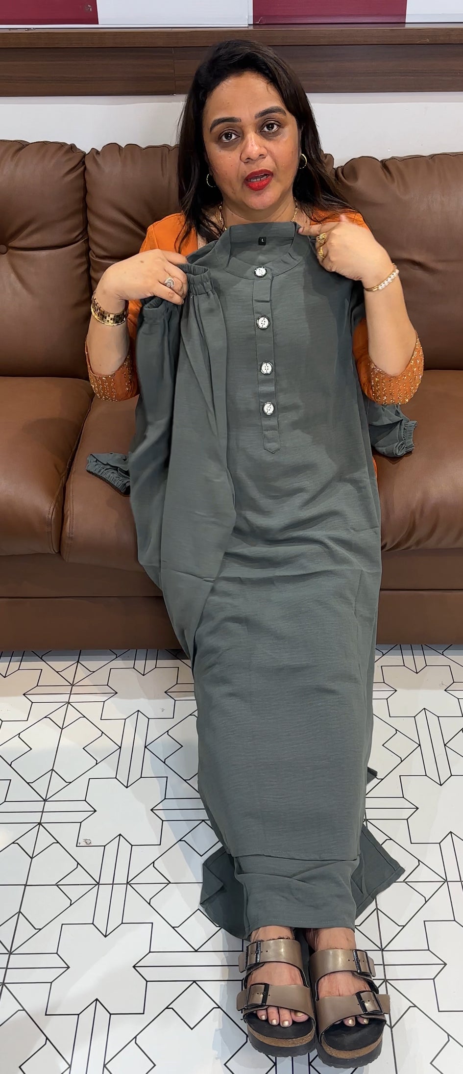 LONG TOP AND BOTTOM - IHA 23585