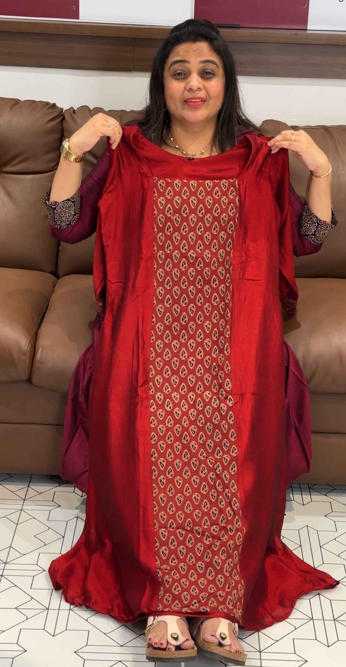 SEMI RAW SILK ALINE TOPS - IHA 27830