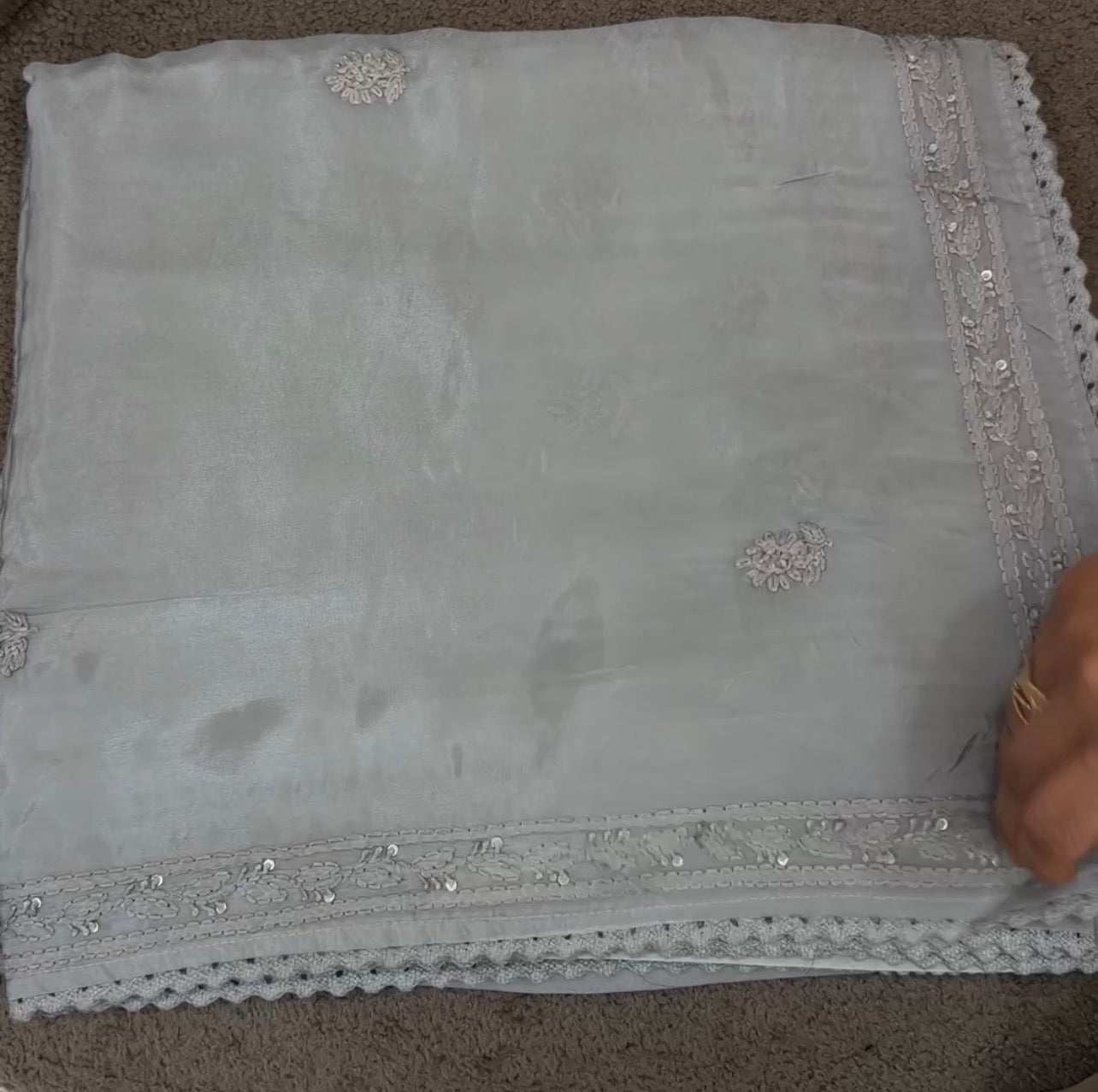 LUCKNOWI CHIKANKARI SAREES - IHA 33000