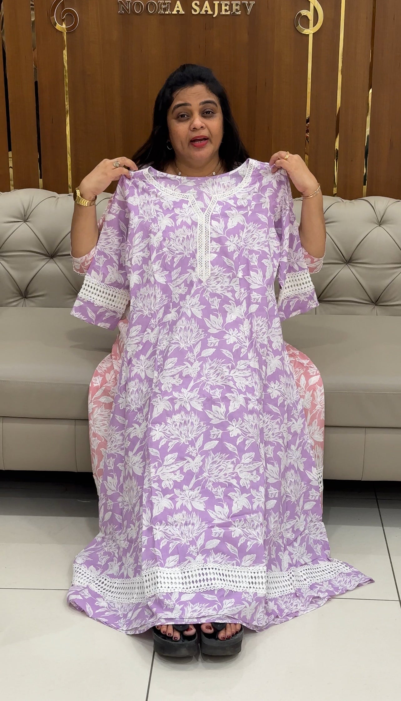 IHA'S IN-HOUSE PRINTED COTTON TOPS - IHA 28201