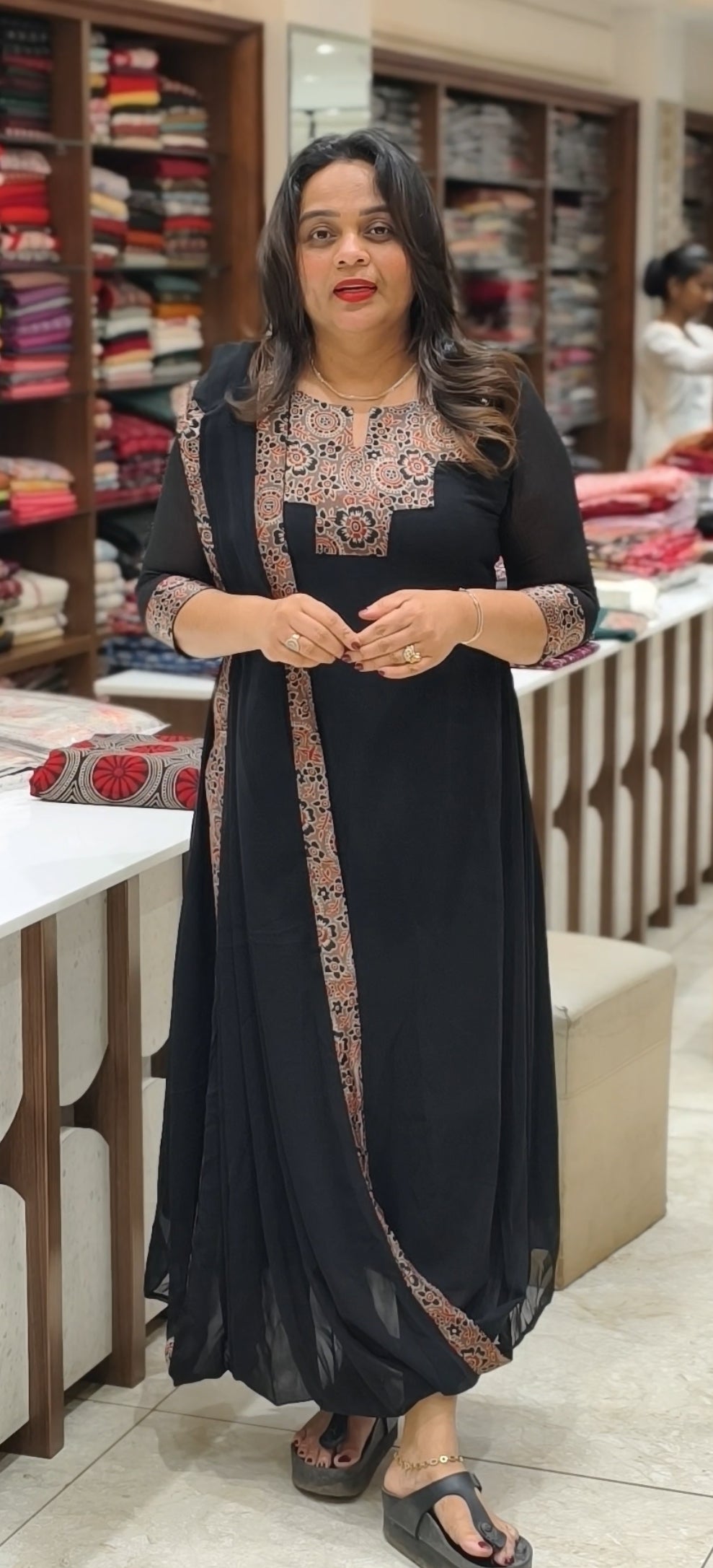 IHA'S IN-HOUSE GEORGETTE ALINE TOP AND DRAPED DUPATTA - IHA 25498