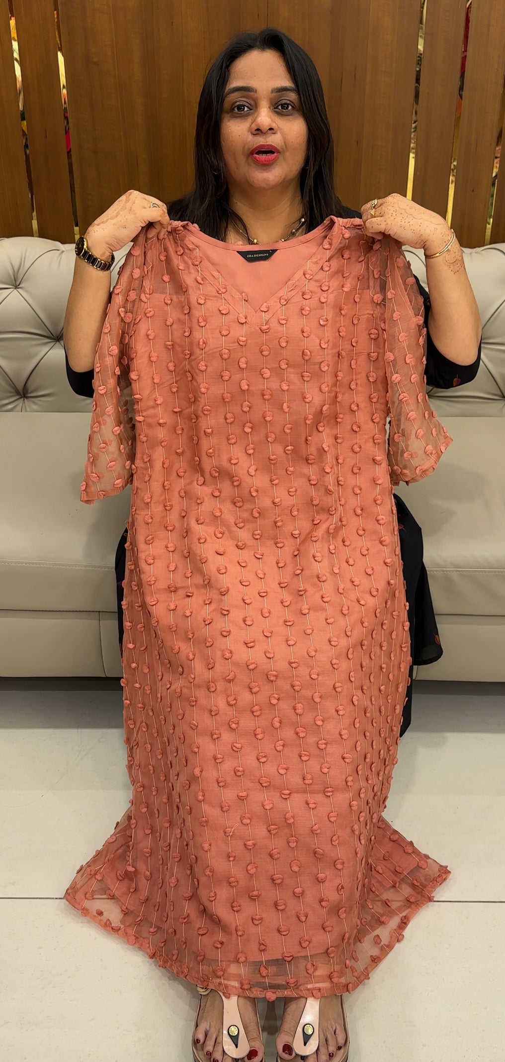 IHA'S IN-HOUSE ORGANZA ALINE TOPS - IHA 27587