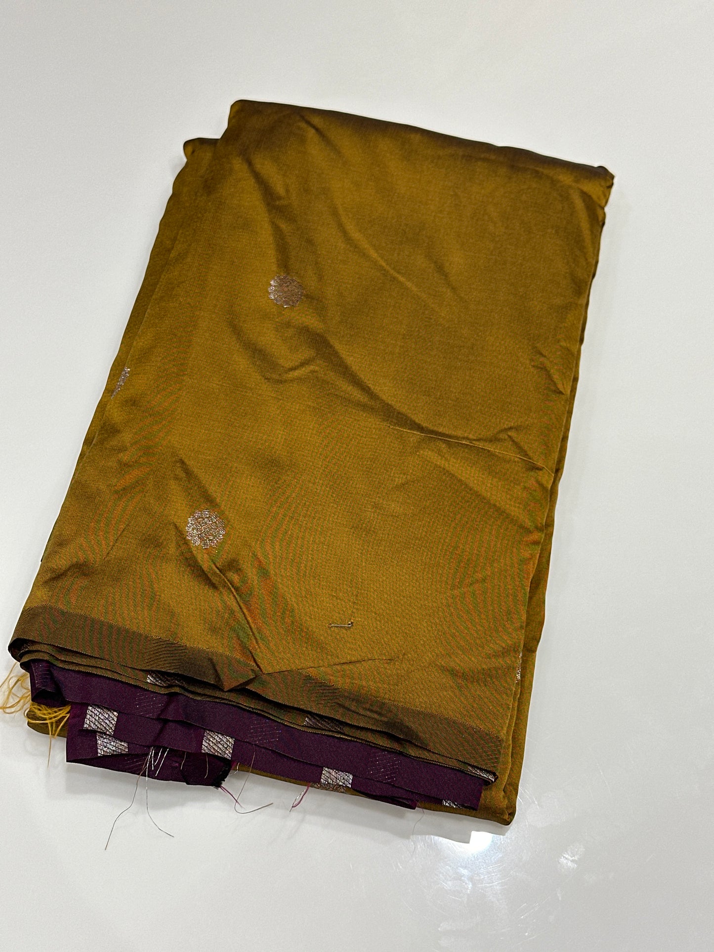 OFFER SALES SAREES - IHA 27211