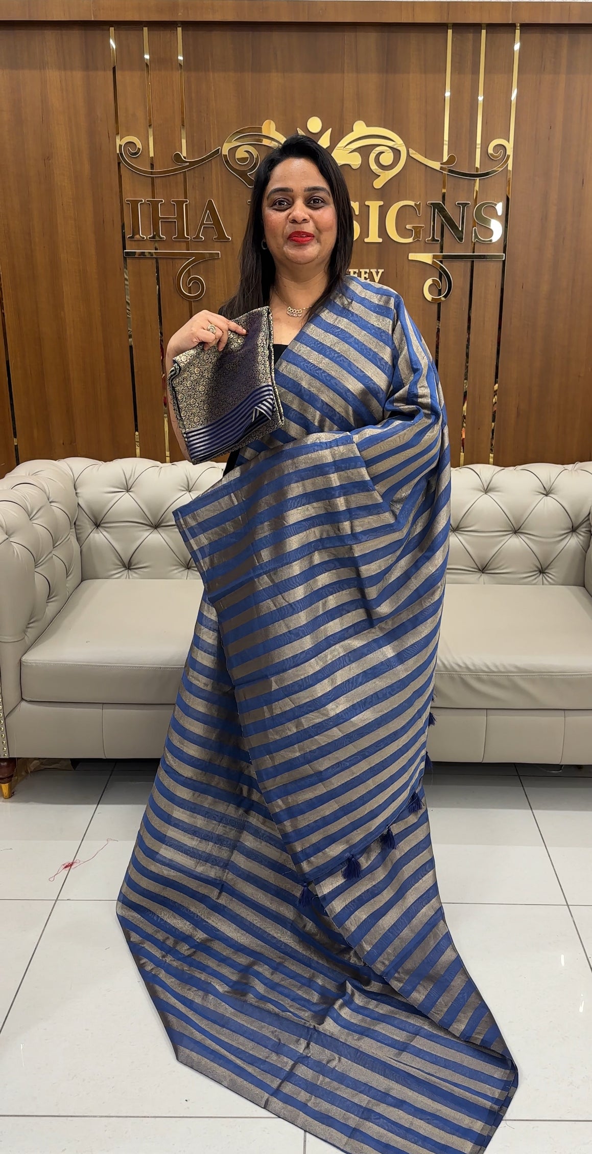 SEMI BANARASI SAREES - IHA 25348