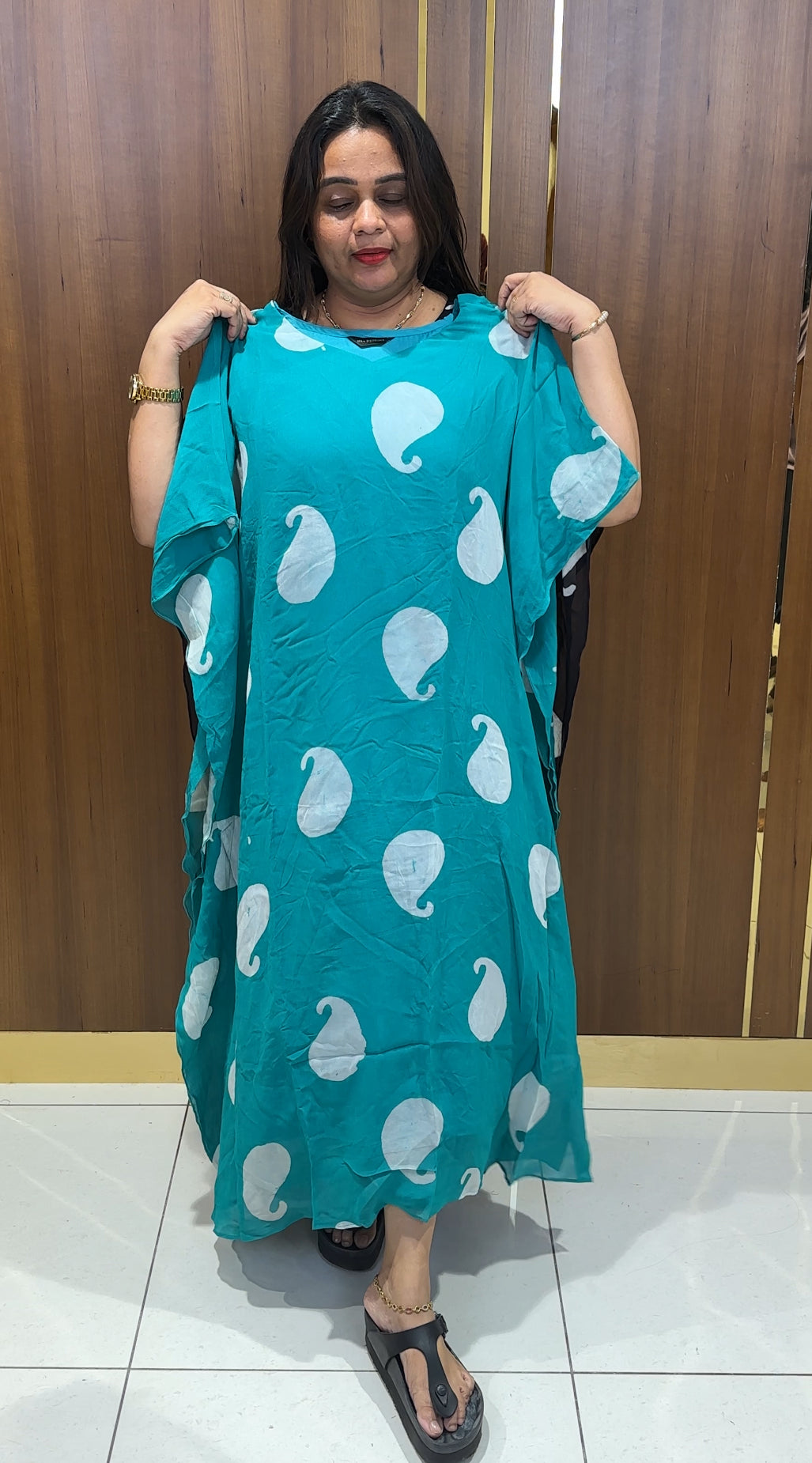 IHA'S IN-HOUSE GEORGETTE KAFTAN - IHA 22785