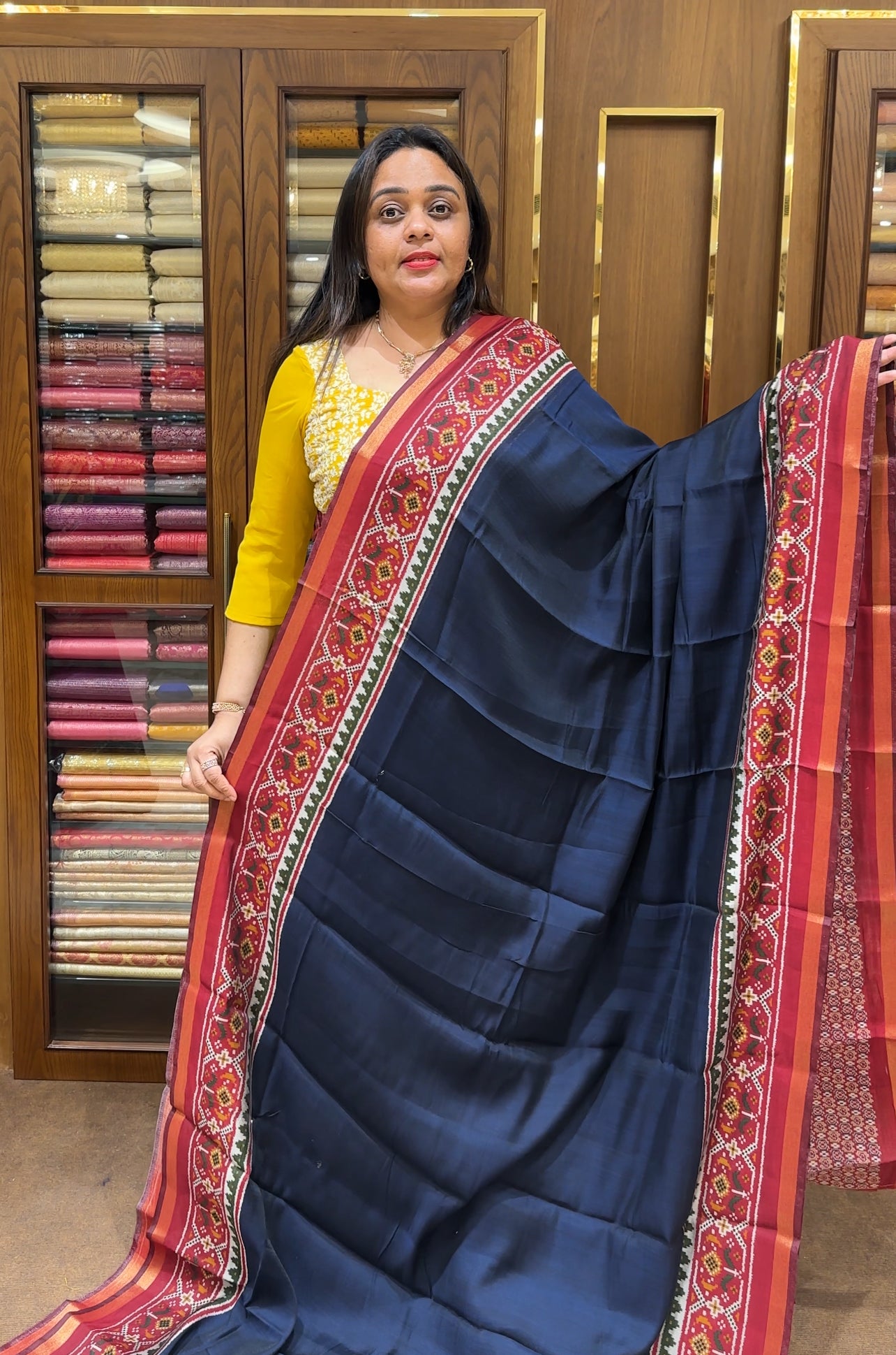 MAHESWARI SILK SAREES - IHA 23483