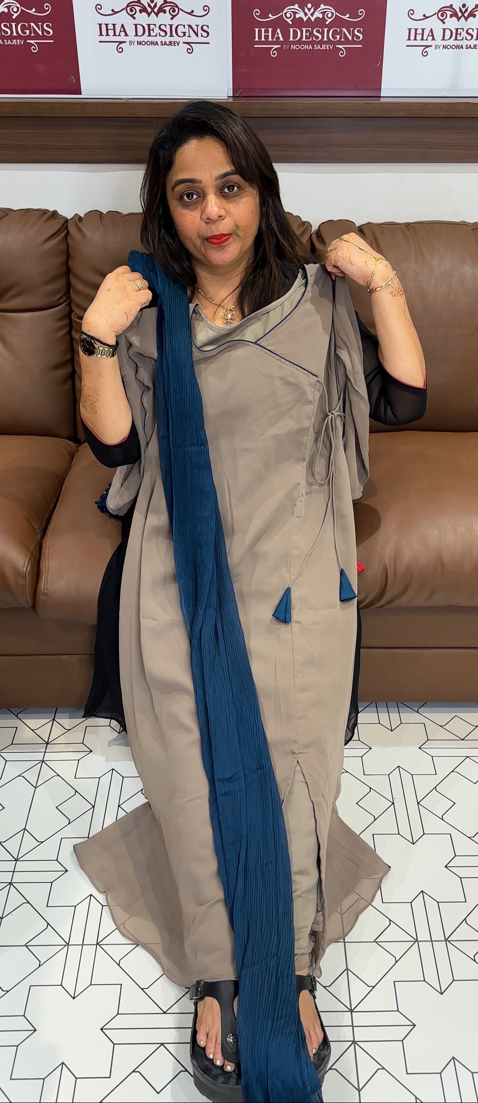 IHA'S IN - HOUSE GEORGETTE ALINE TOP DUPATTA - IHA 23922