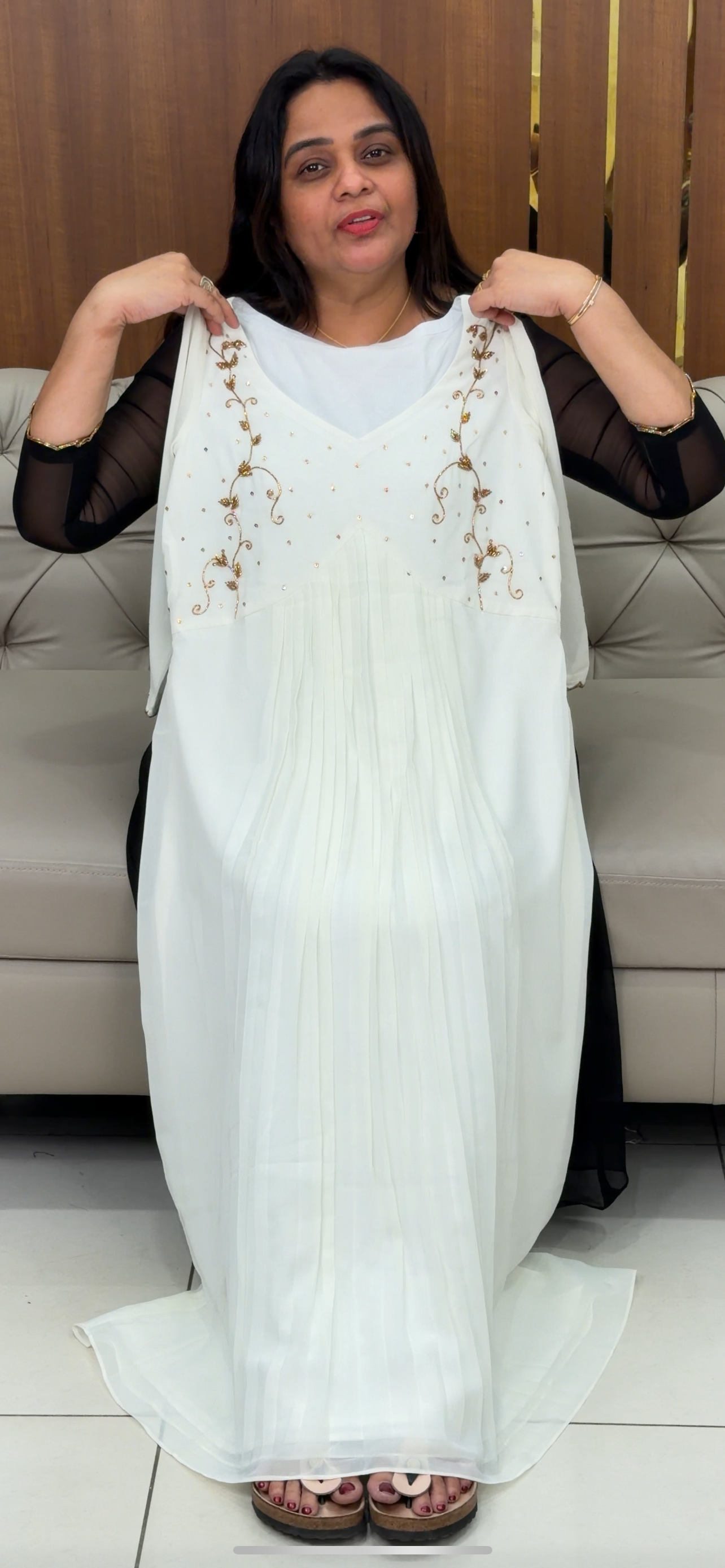 IHA'S IN-HOUSE ALIYA CUT TOPS - IHA 29045