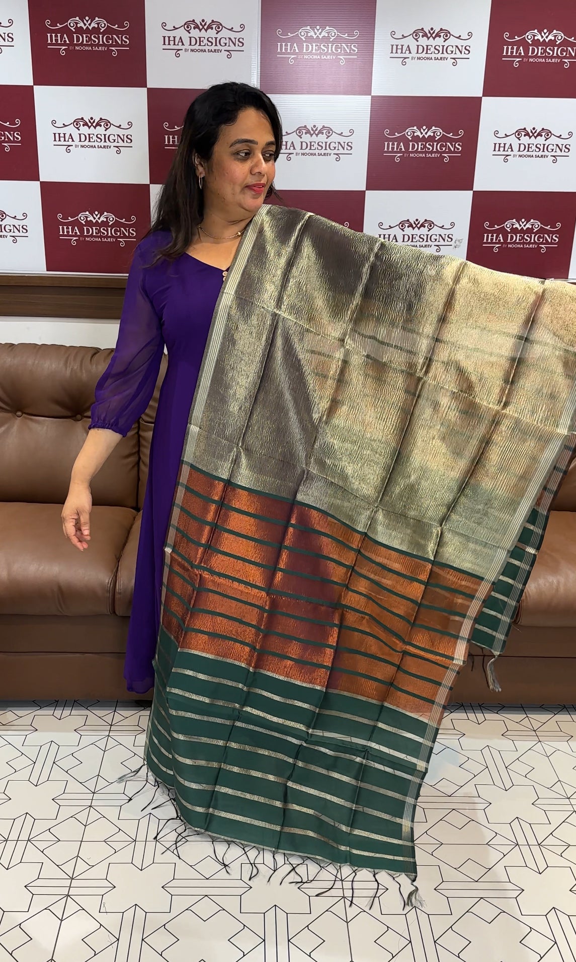 CRUSHED BANARASI DUPATTA - IHA 26229