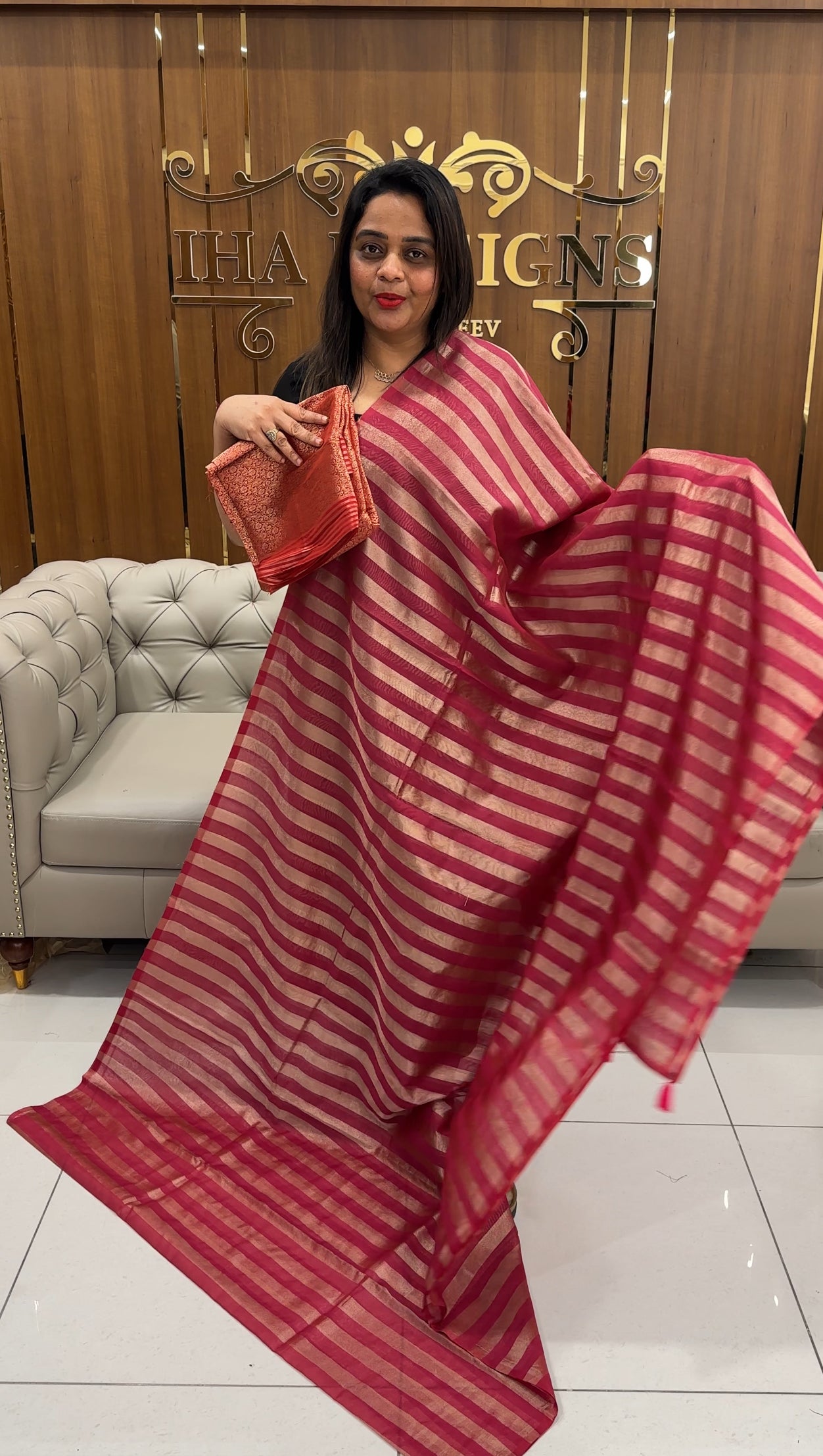 SEMI BANARASI SAREES - IHA 25348