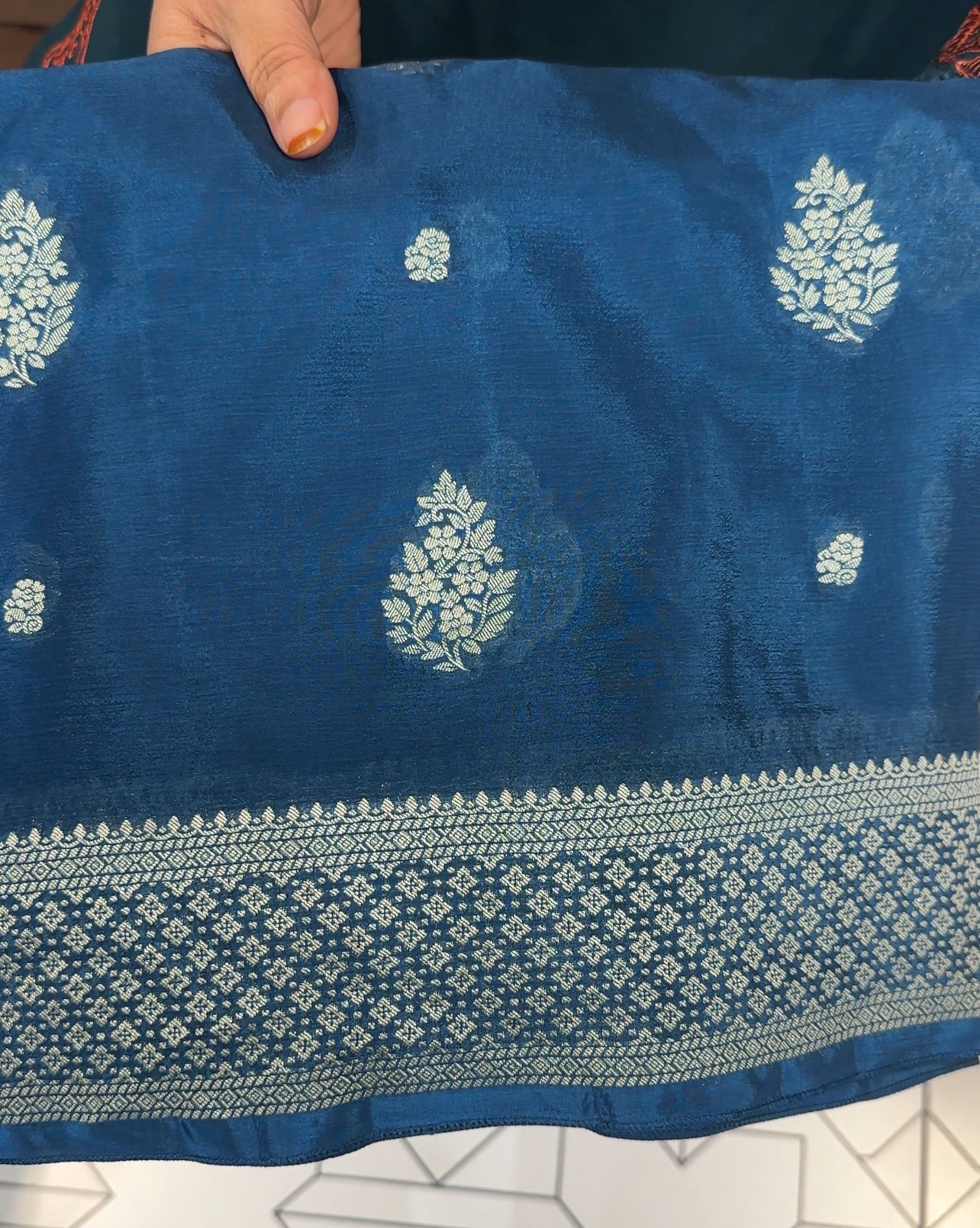 PLATINUM CHIFFON SAREES - IHA 26406