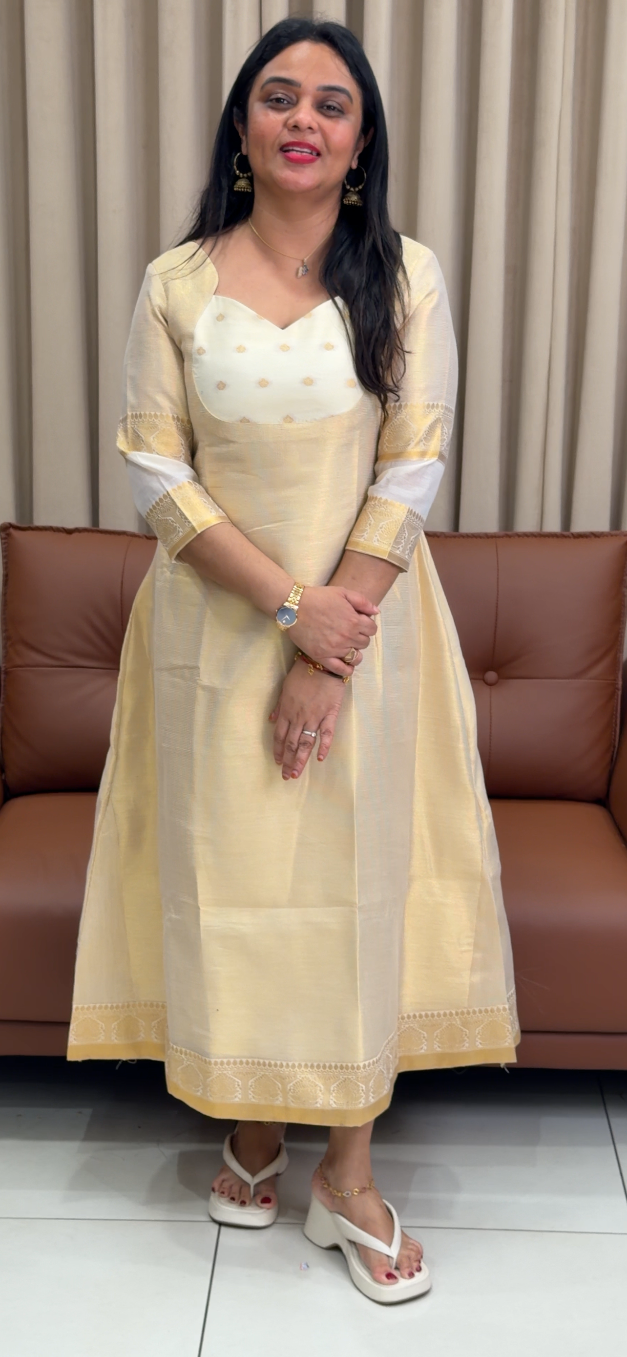 IHA'S IN-HOUSE TISSUE ALINE TOPS - IHA 33859