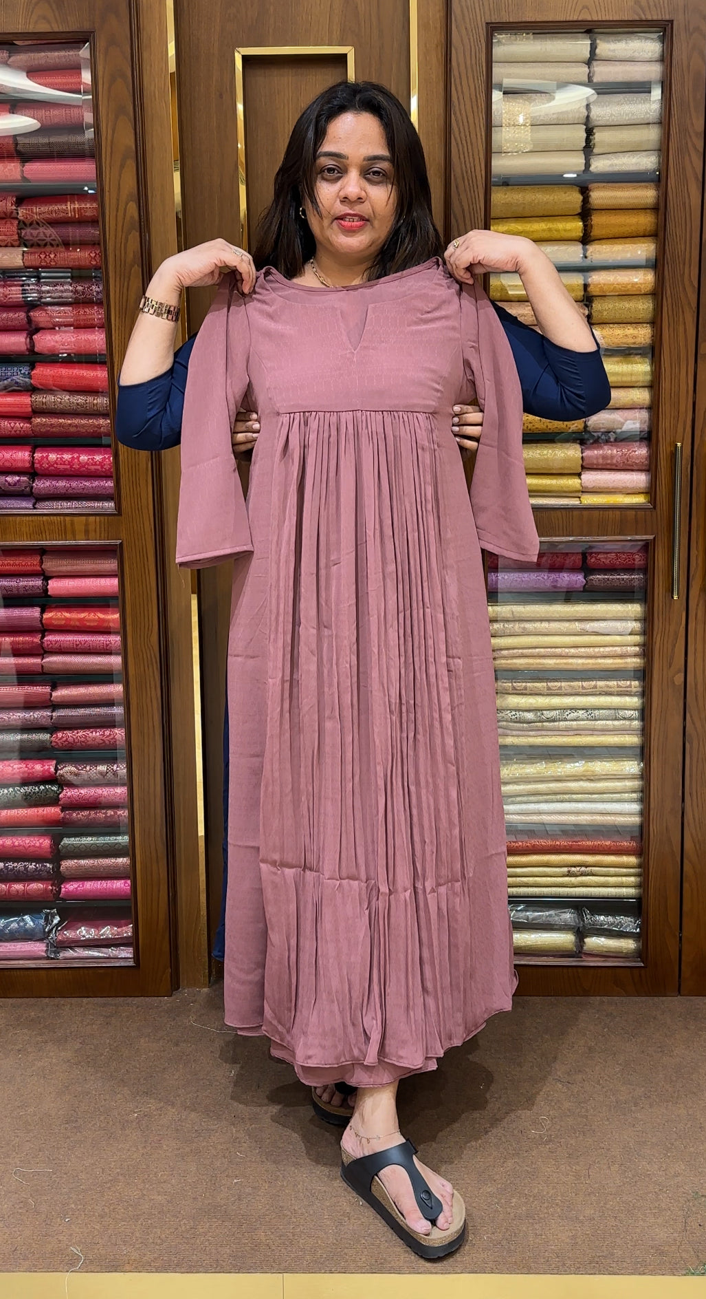 IHA'S IN-HOUSE LONG TOPS - IHA 23020