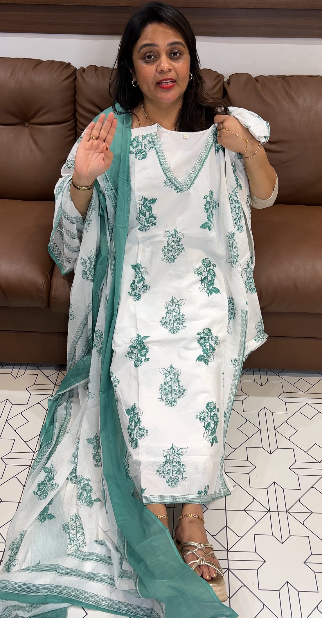 COTTON TOP, BOTTOM AND DUPATTA - IHA 24284