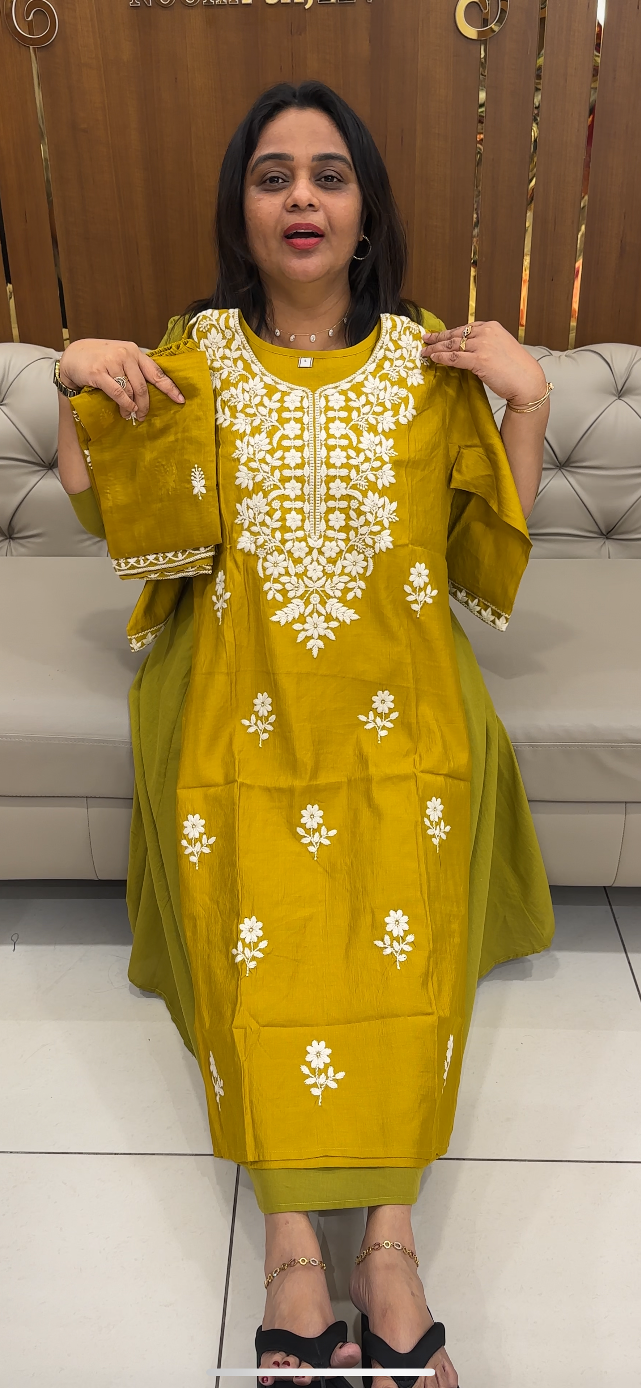 READY TO WEAR COLLECTIONS - IHA 29177