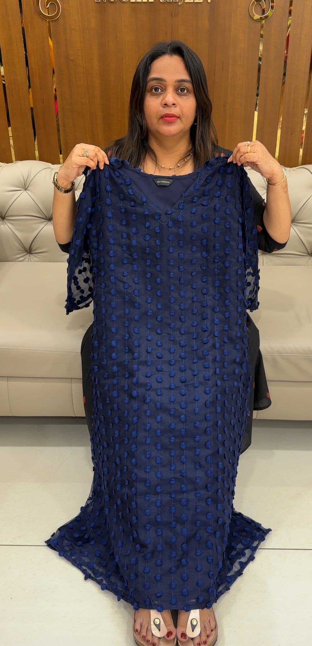 IHA'S IN-HOUSE ORGANZA ALINE TOPS - IHA 27587