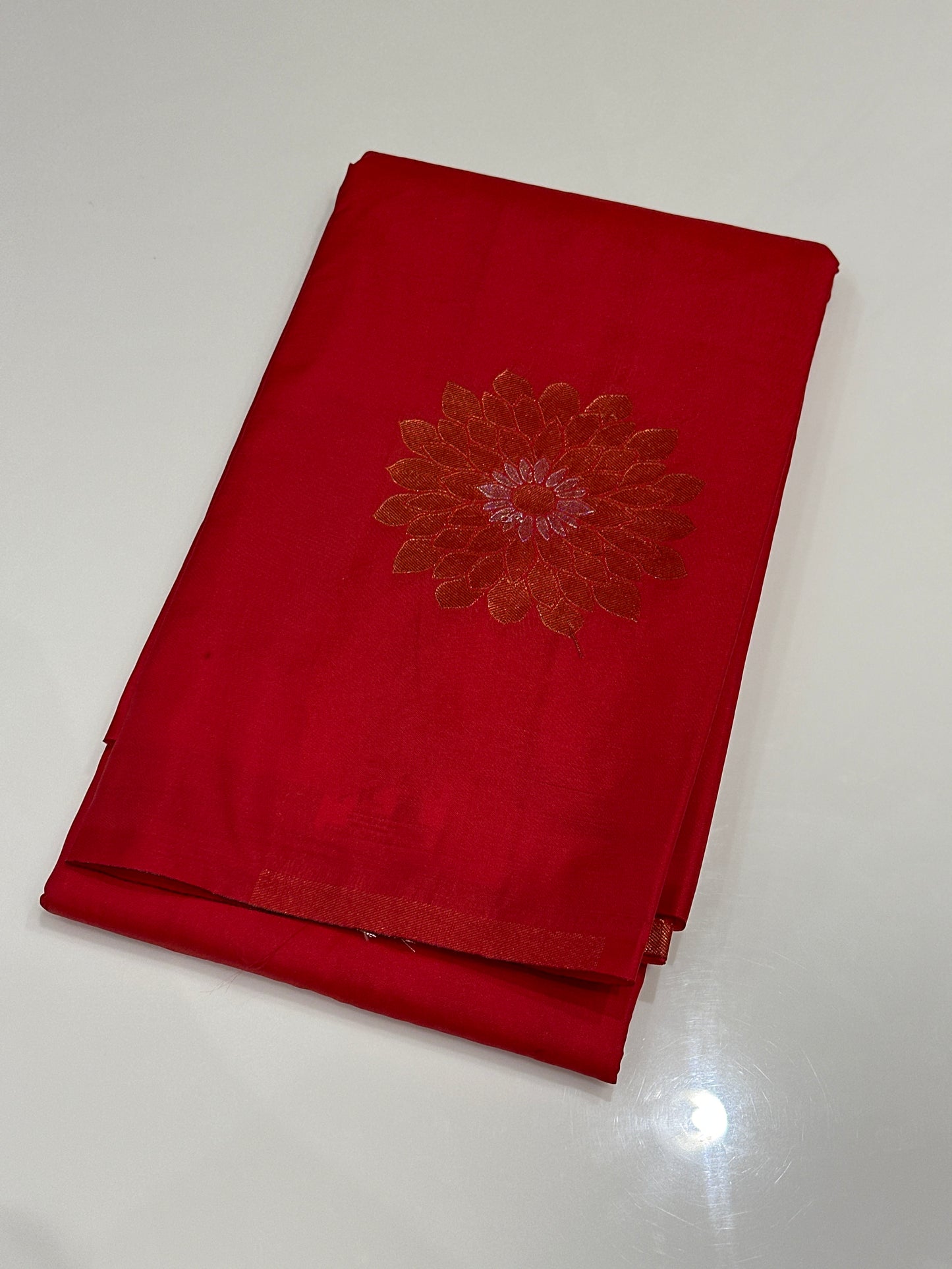 OFFER SALES SAREES - IHA 27211