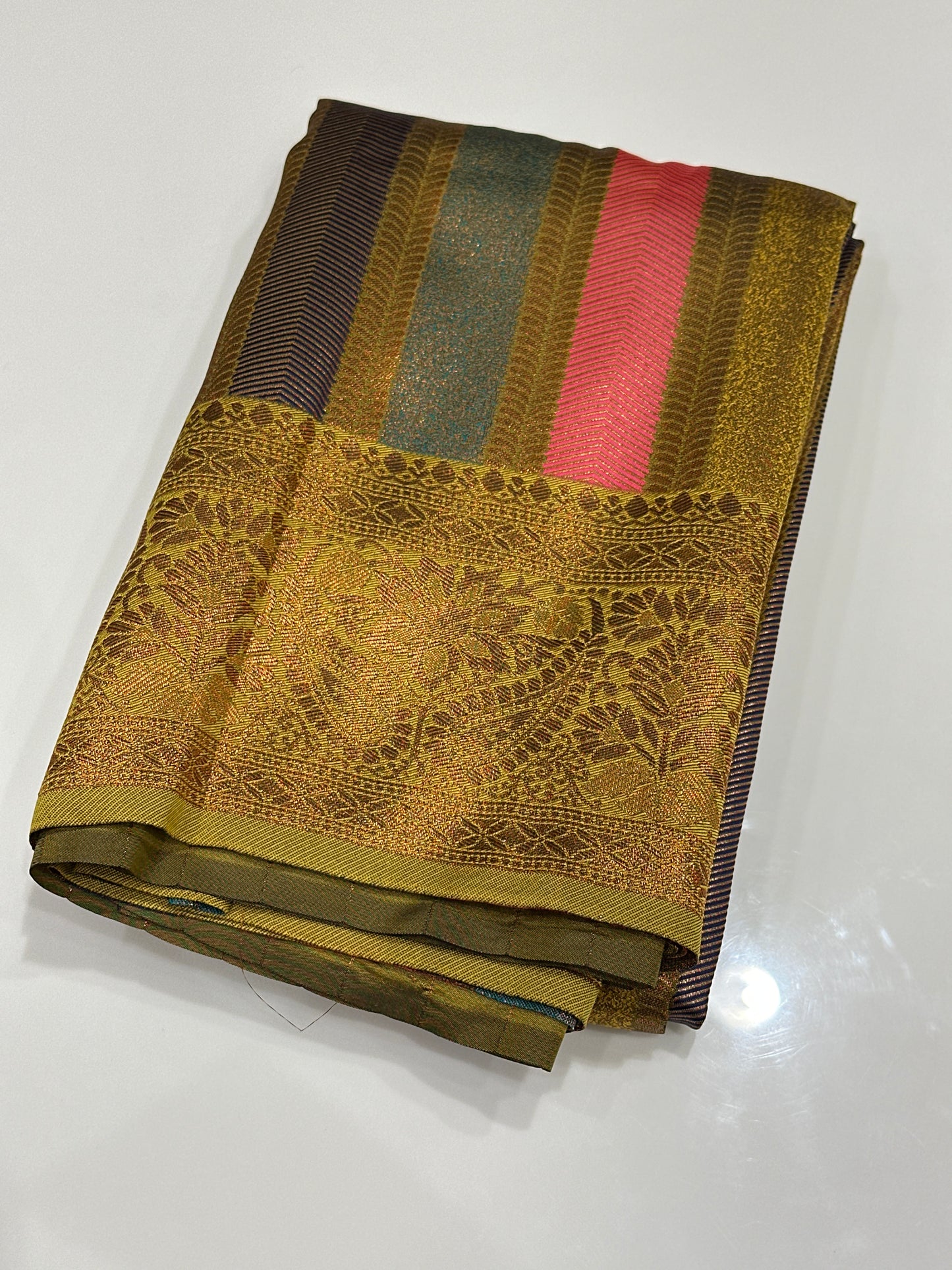 OFFER SALES SAREES - IHA 27211
