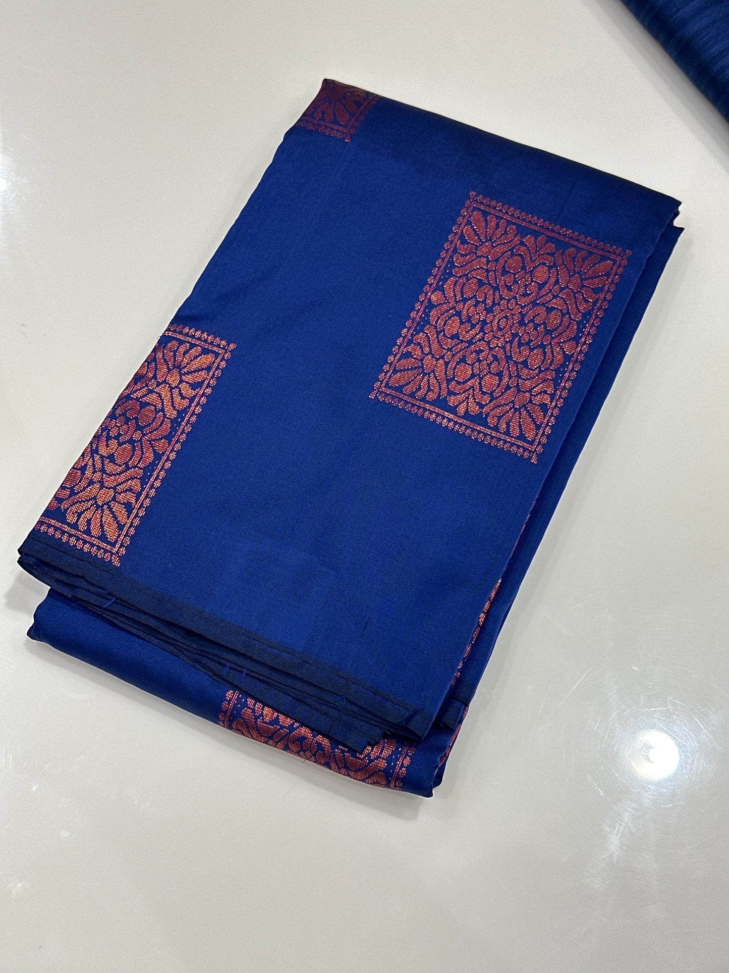 OFFER SALES SAREES - IHA 27211
