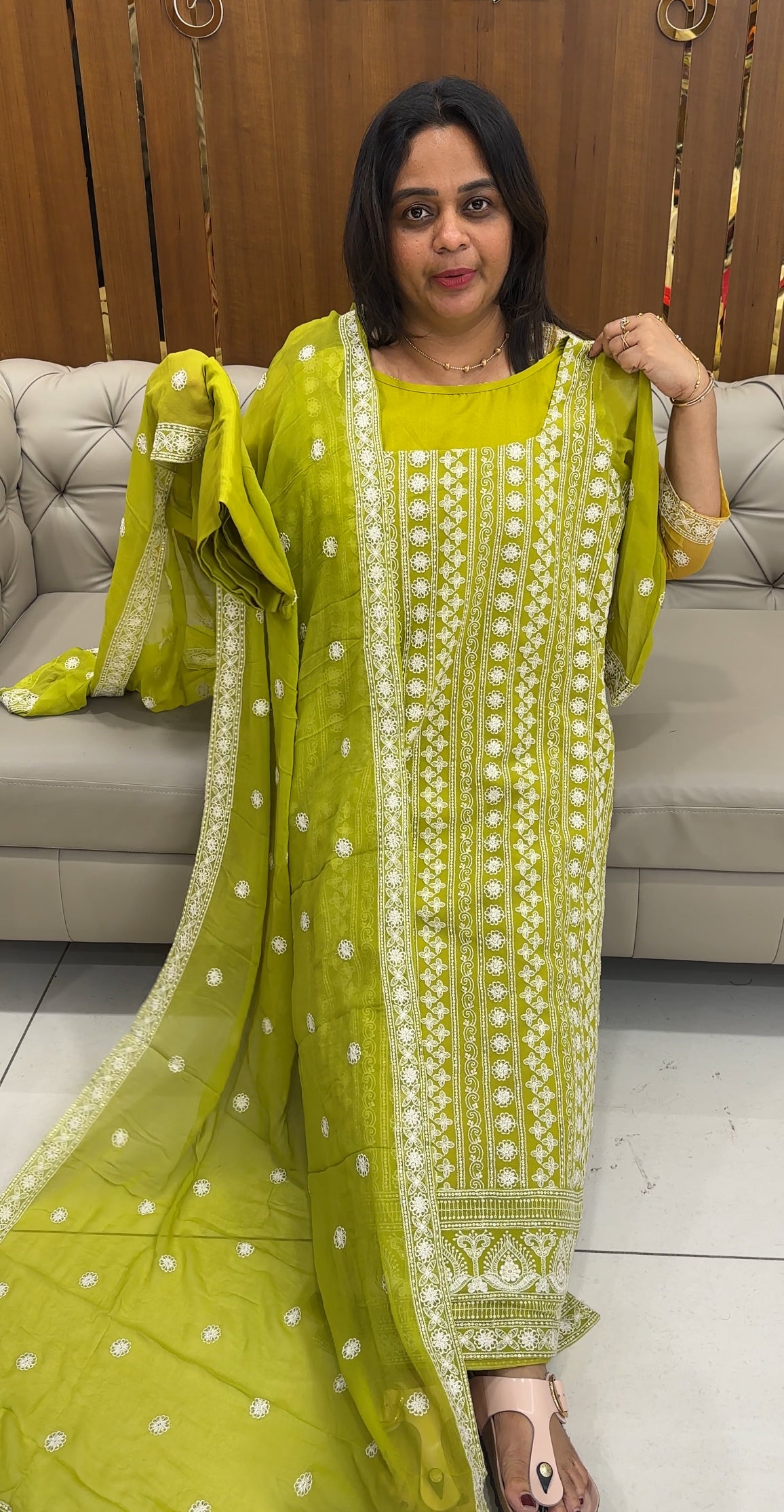 IHA'S IN-HOUSE CHIKANKARI TOP,BOTTOM AND DUPATTA - IHA 26861