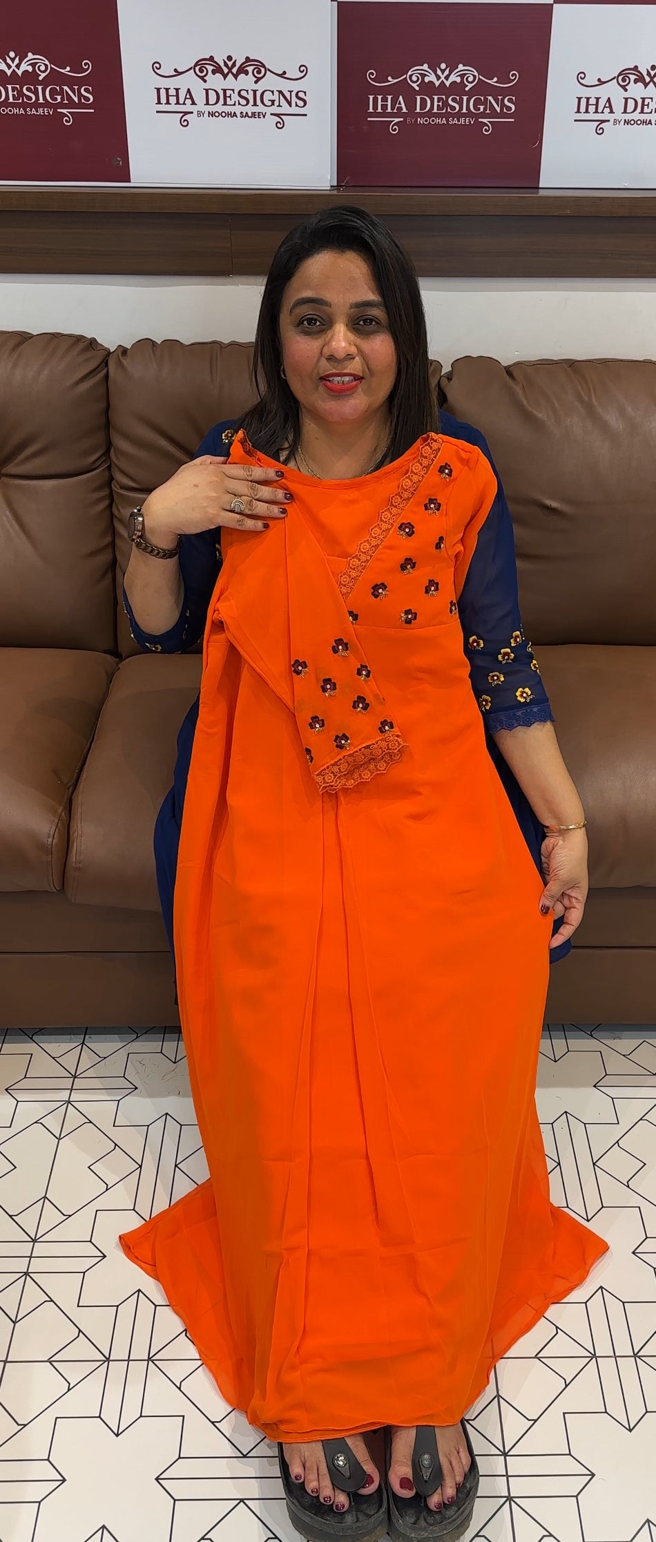 IHA'S IN-HOUSE DESIGNER ALINE TOPS - IHA 25417