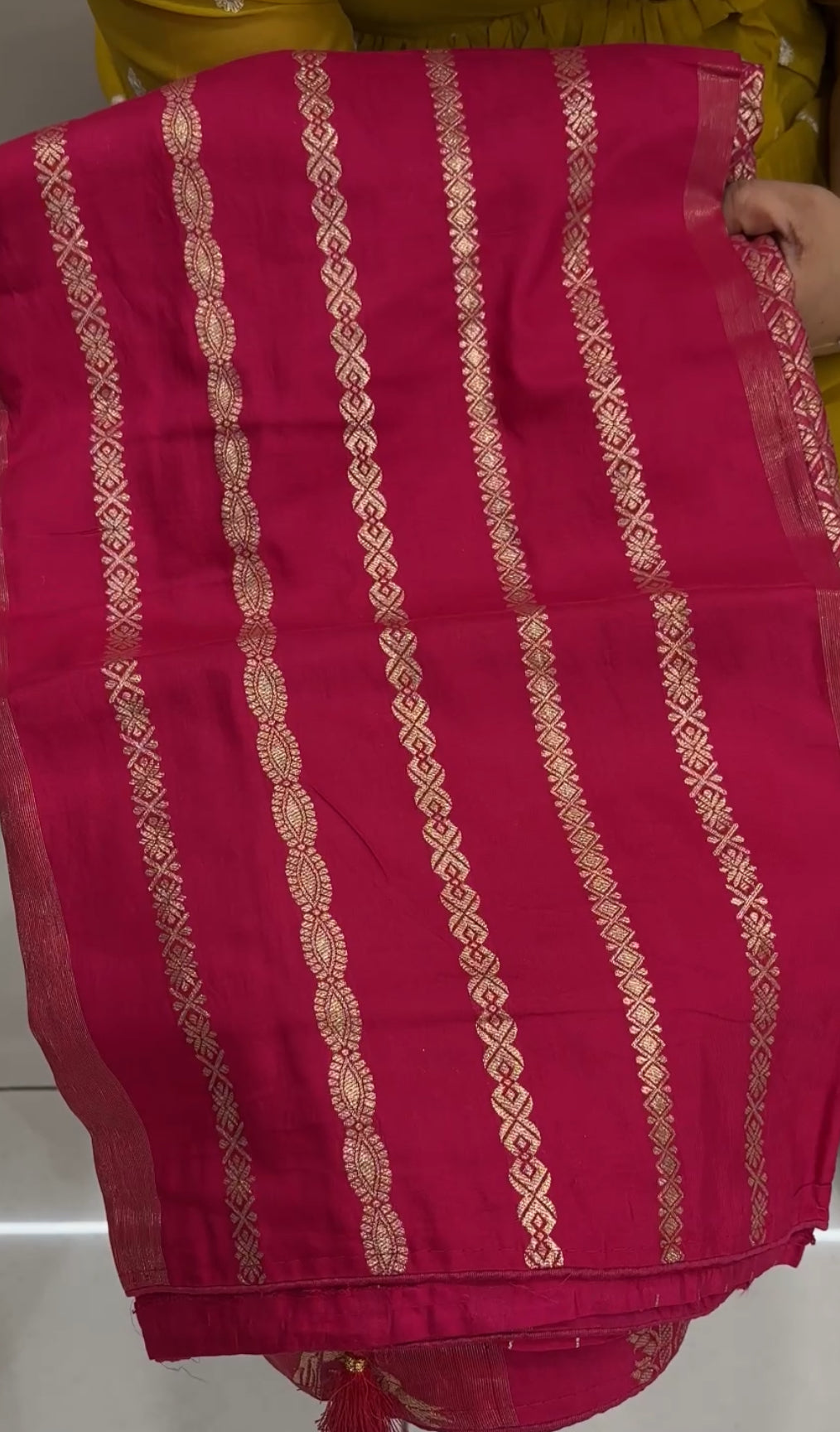 BUDGET BUY SEMI BANARASI SAREES - IHA 26037