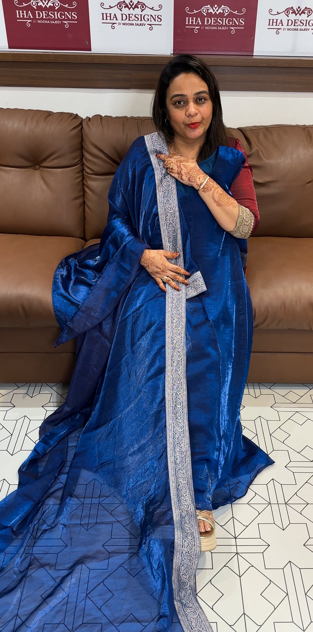 IHA'S IN - HOUSE VELVET ORGANZA ALINE TOP AND DUPATTA - IHA 24158