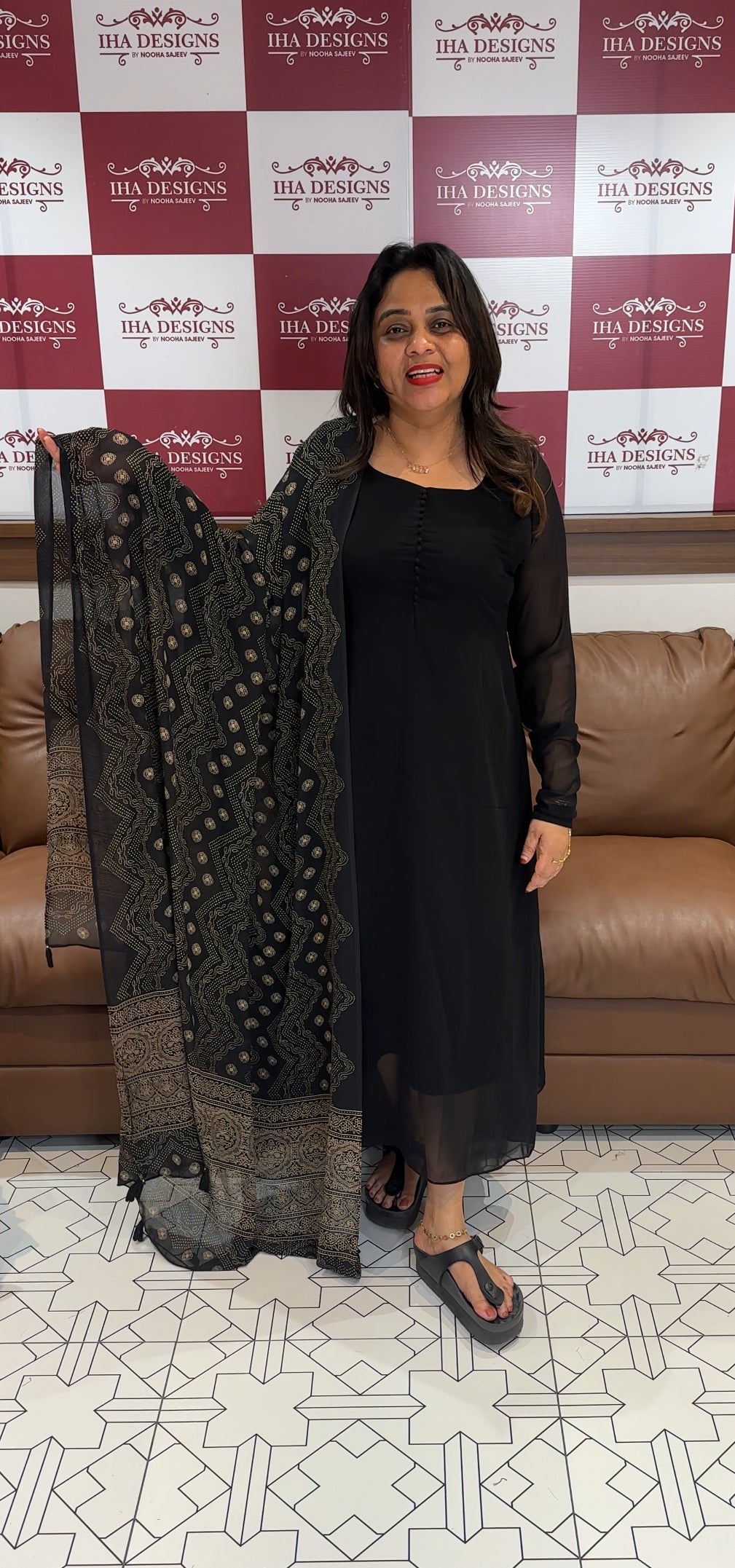 IHA'S IN-HOUSE GEORGETTE ALINE TOP AND DUPATTA - IHA 24726