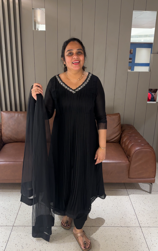 IHA'S IN-HOUSE HAND WORKED TOP AND DUPATTA - IHA 26512