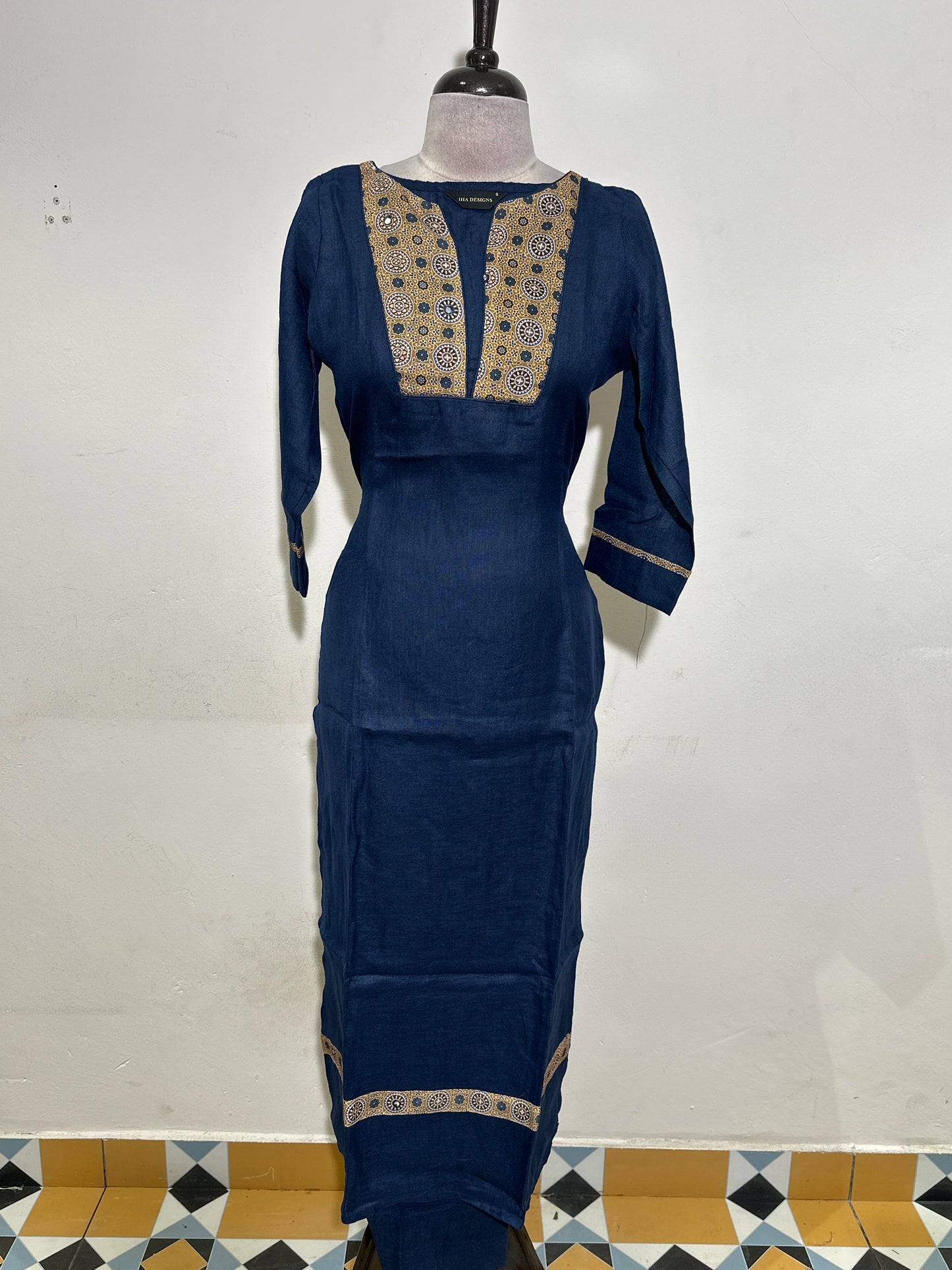 OFFER SALES TOP AND BOTTOM - IHA 34262