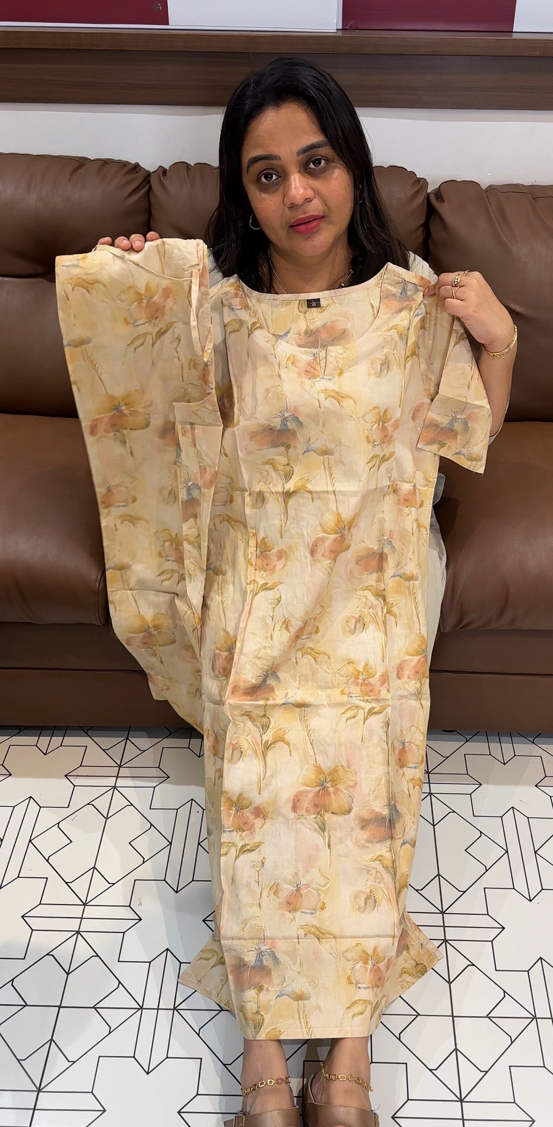 SEMI MODAL PRINTTED TOP AND BOTTOM - IHA 26713