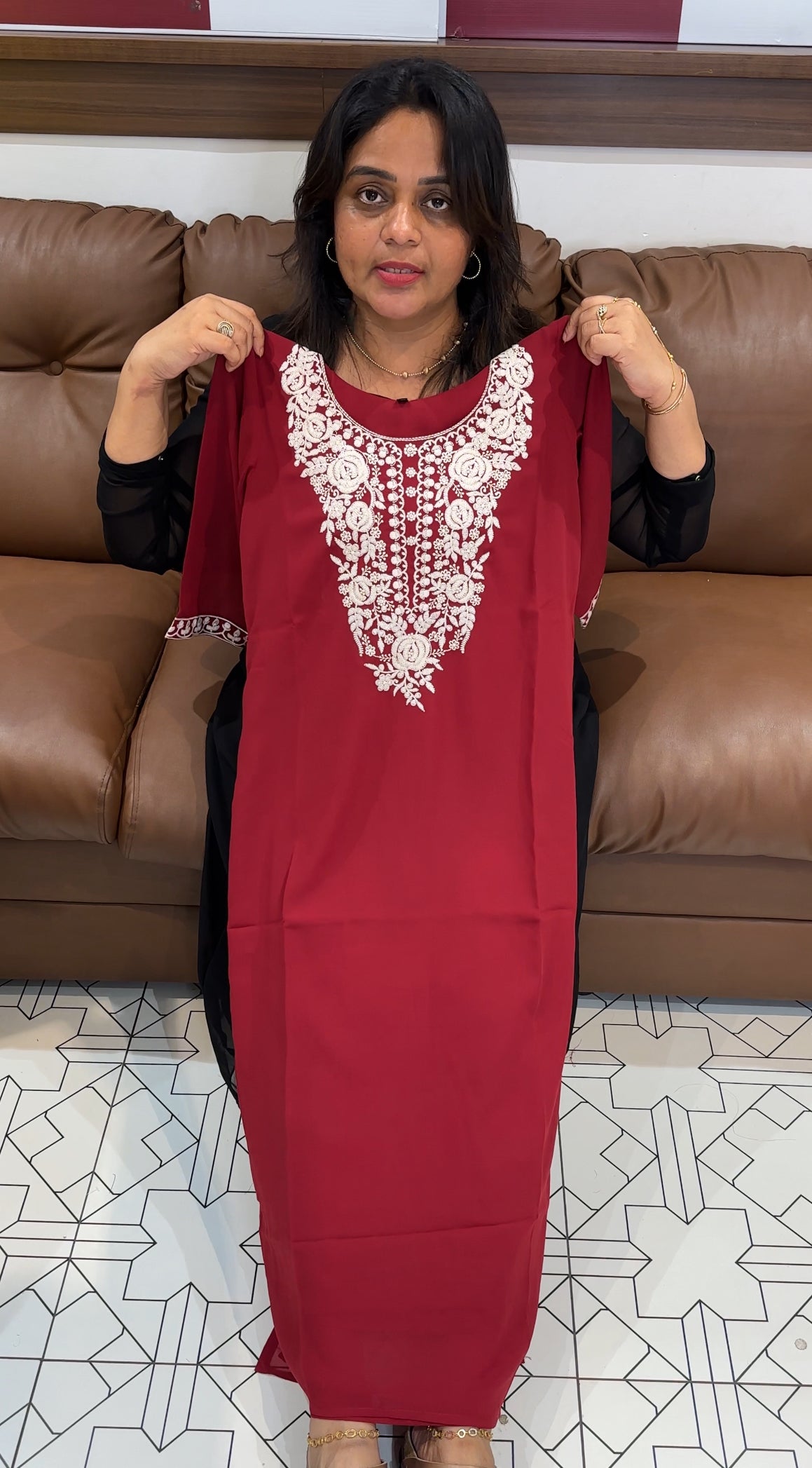 LUCKNOWI CHIKANKARI TOPS - IHA 26201