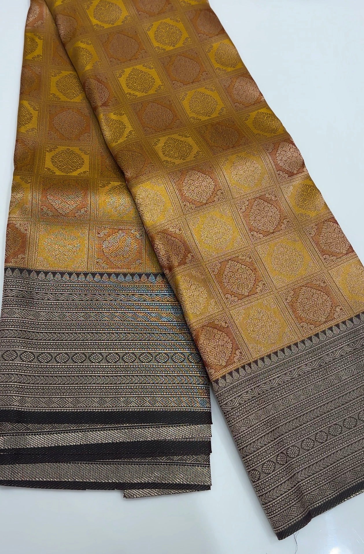 SEMI BROCADE SAREES - IHA 31169