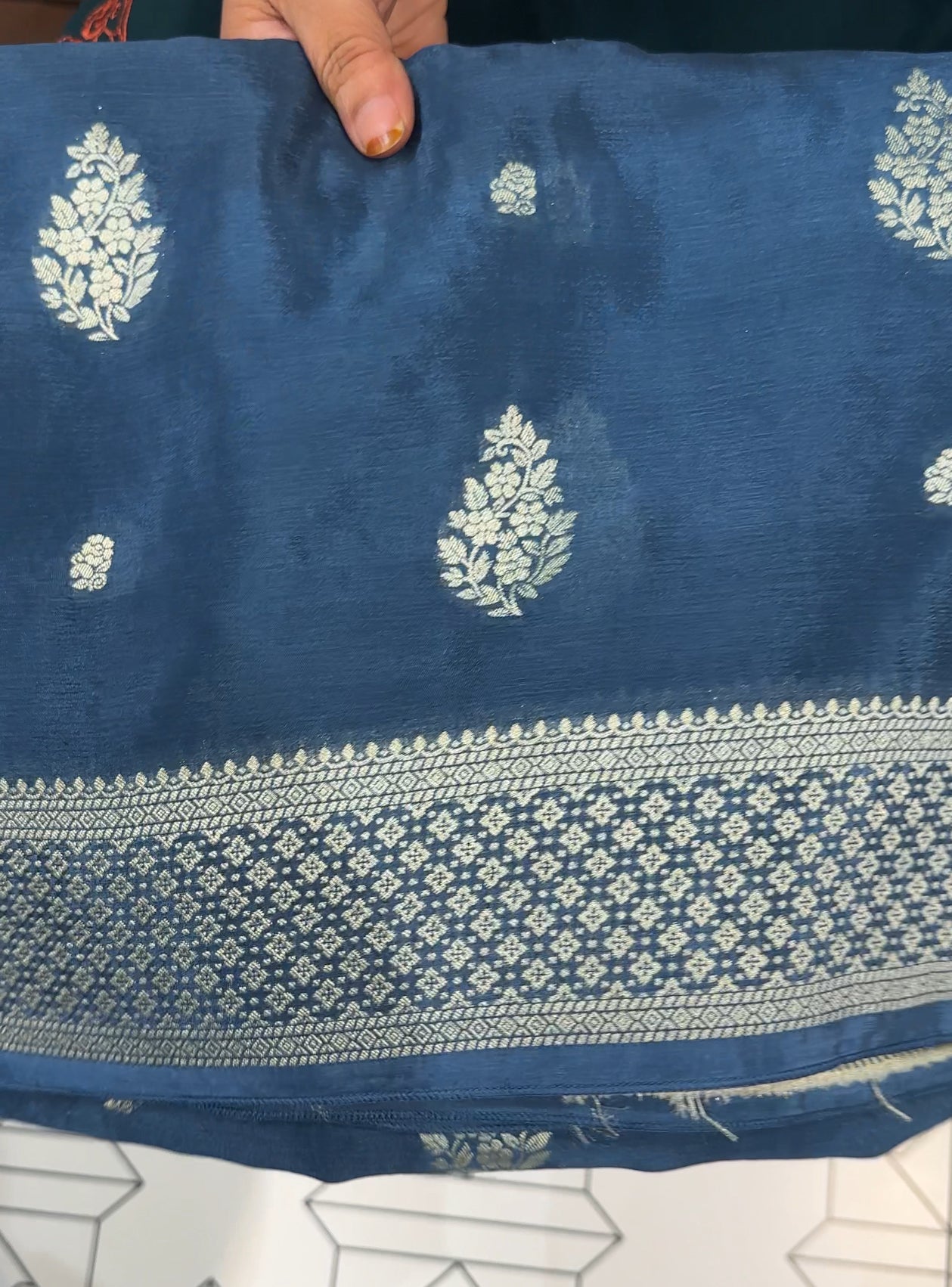 PLATINUM CHIFFON SAREES - IHA 26406