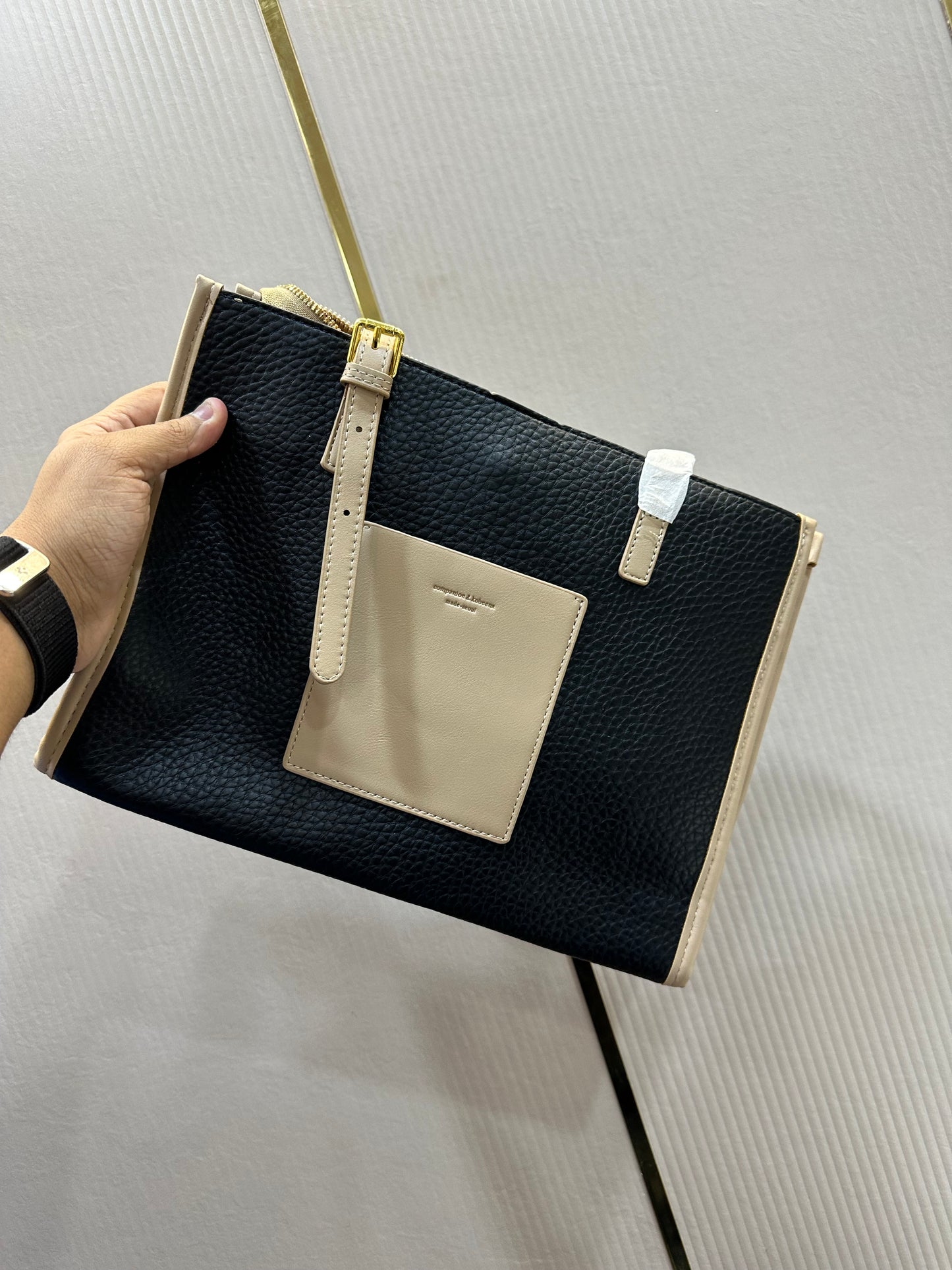 HAND BAGS - IHA 21613