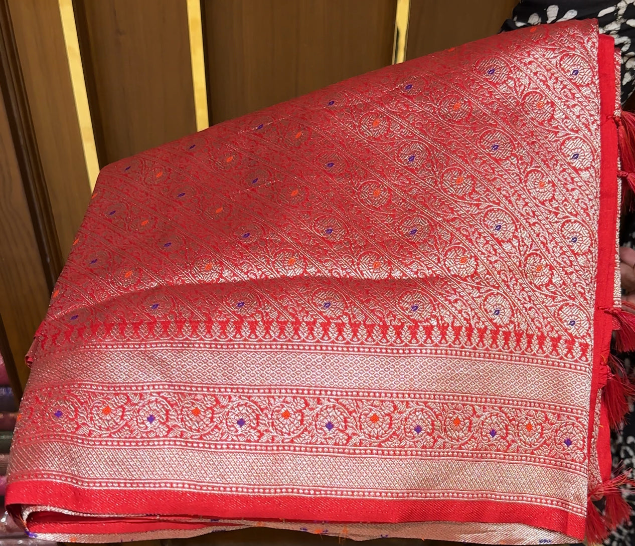 SEMI KATAN SAREES - IHA 21604