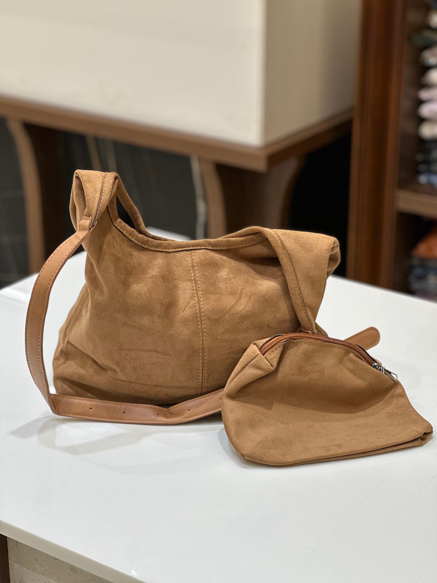 IMPORTED BAGS - IHA 26501