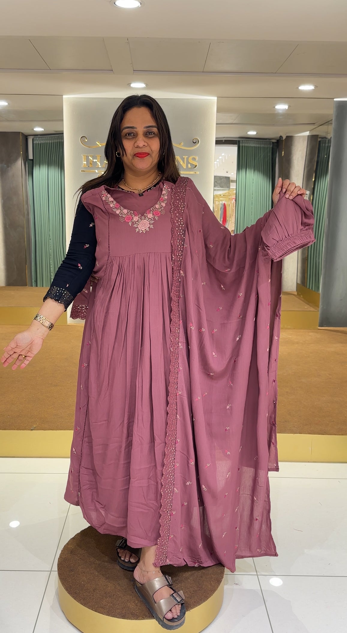 CRUSH COTTON TOP,BOTTOM AND DUPATTA - IHA 23898